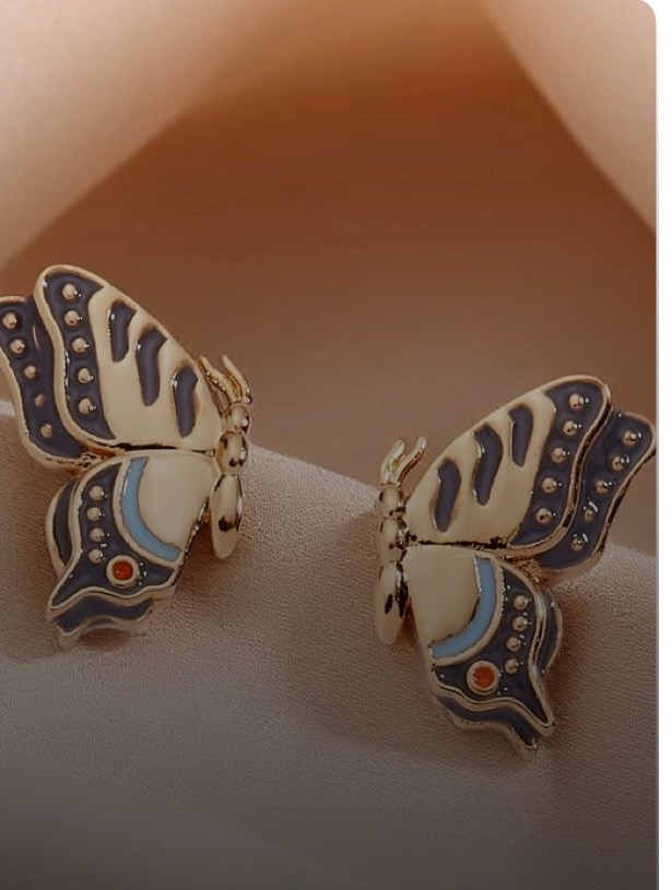 Alex And Ani NYBG Butterfly Earring, Brass Shiny Gold

#LTKTravel #LTKWorkwear #LTKootd