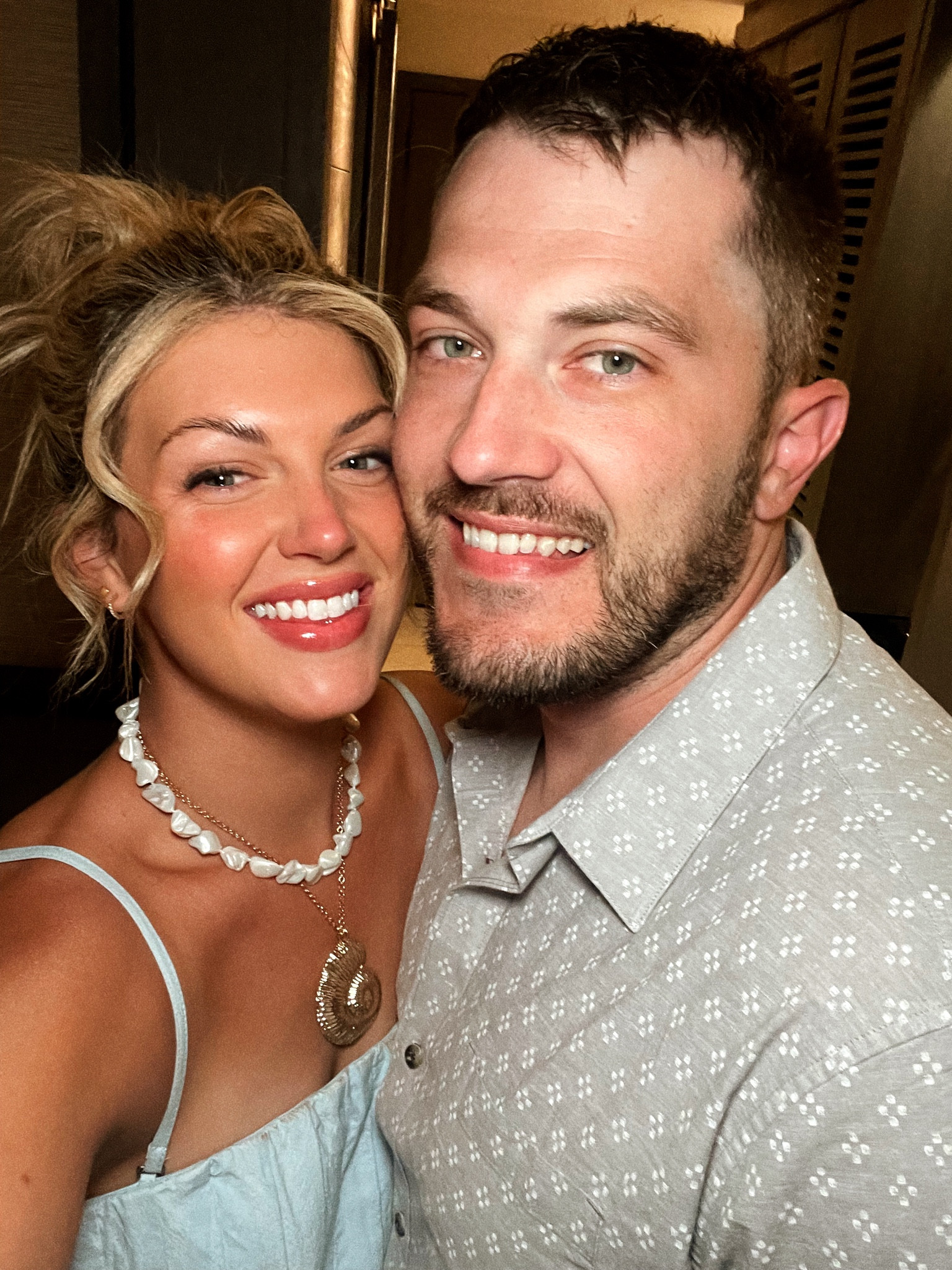 Pearl necklace seashell necklace 

#LTKbeauty #LTKfindsunder50