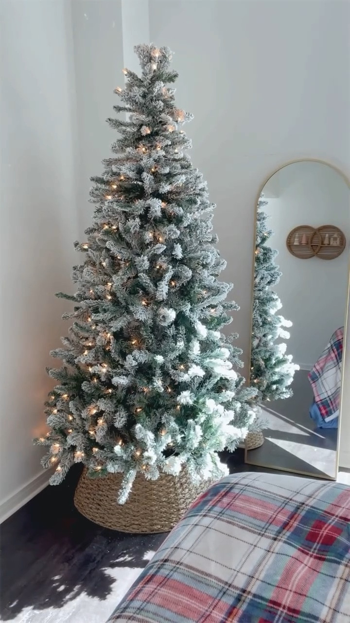 This viral tree that’s  less than $90 is back and will sell out! It’s truly so fluffy and beautiful, one of my favorite trees in our home! 🌲❄️

#LTKSeasonal #LTKHome #LTKHoliday