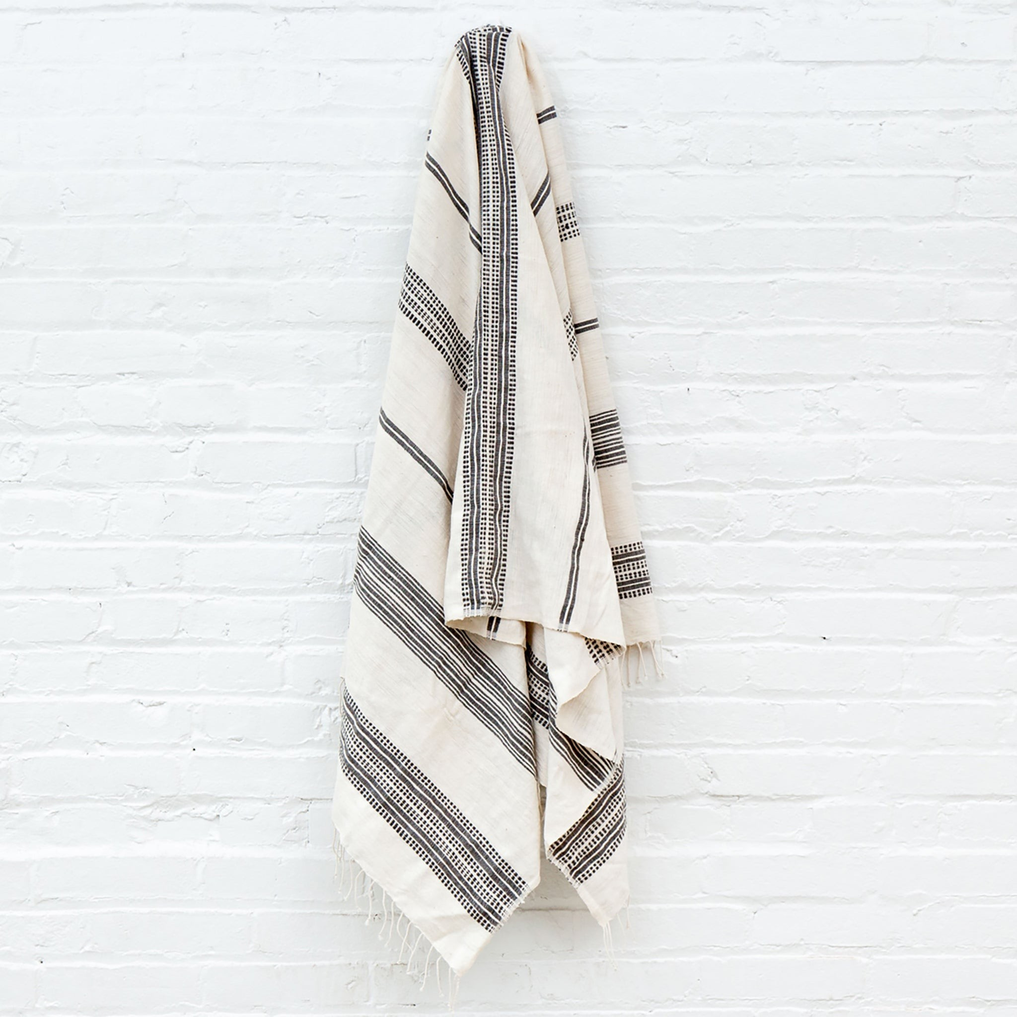 Tana Grey Bath Towels | 54kibo