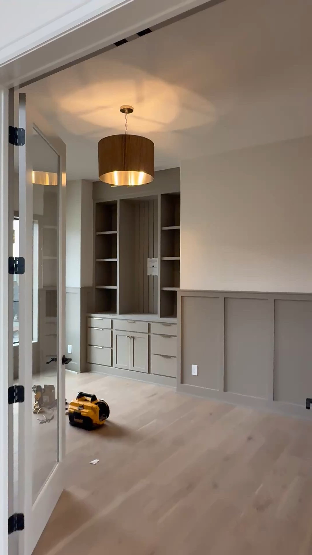 Wayfair’s Black Friday event on! Linking all of our favorite lighting that is up to 80% off and free shipping! #ad #wayfair #wayfairpartner @wayfair