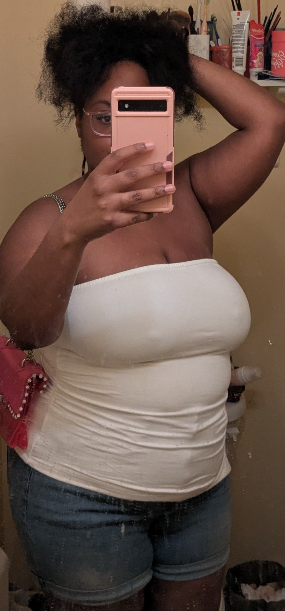 #throwbackfit Dirty mirror chronicles 😜. Testing out fits for girl's night and boy do we have a winner! 🙌🏾🩷

#LTKcanada #LTKcurves #LTKstyletip