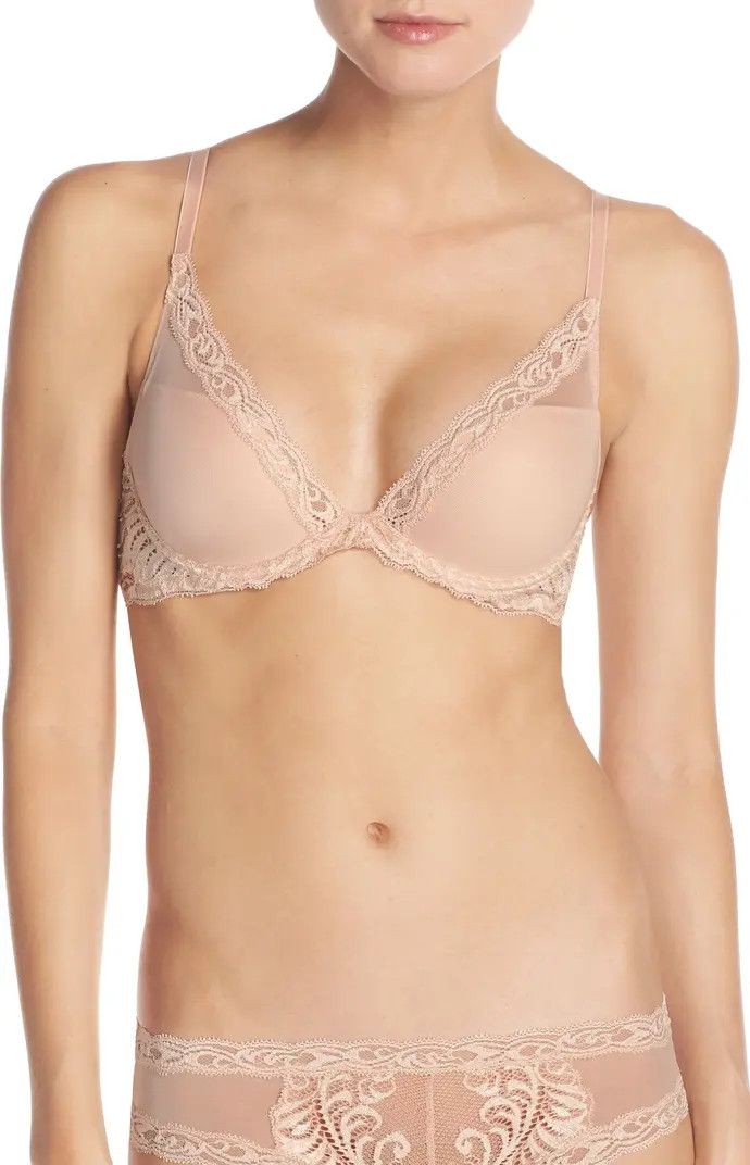 Feathers Underwire Contour Bra | Nordstrom
