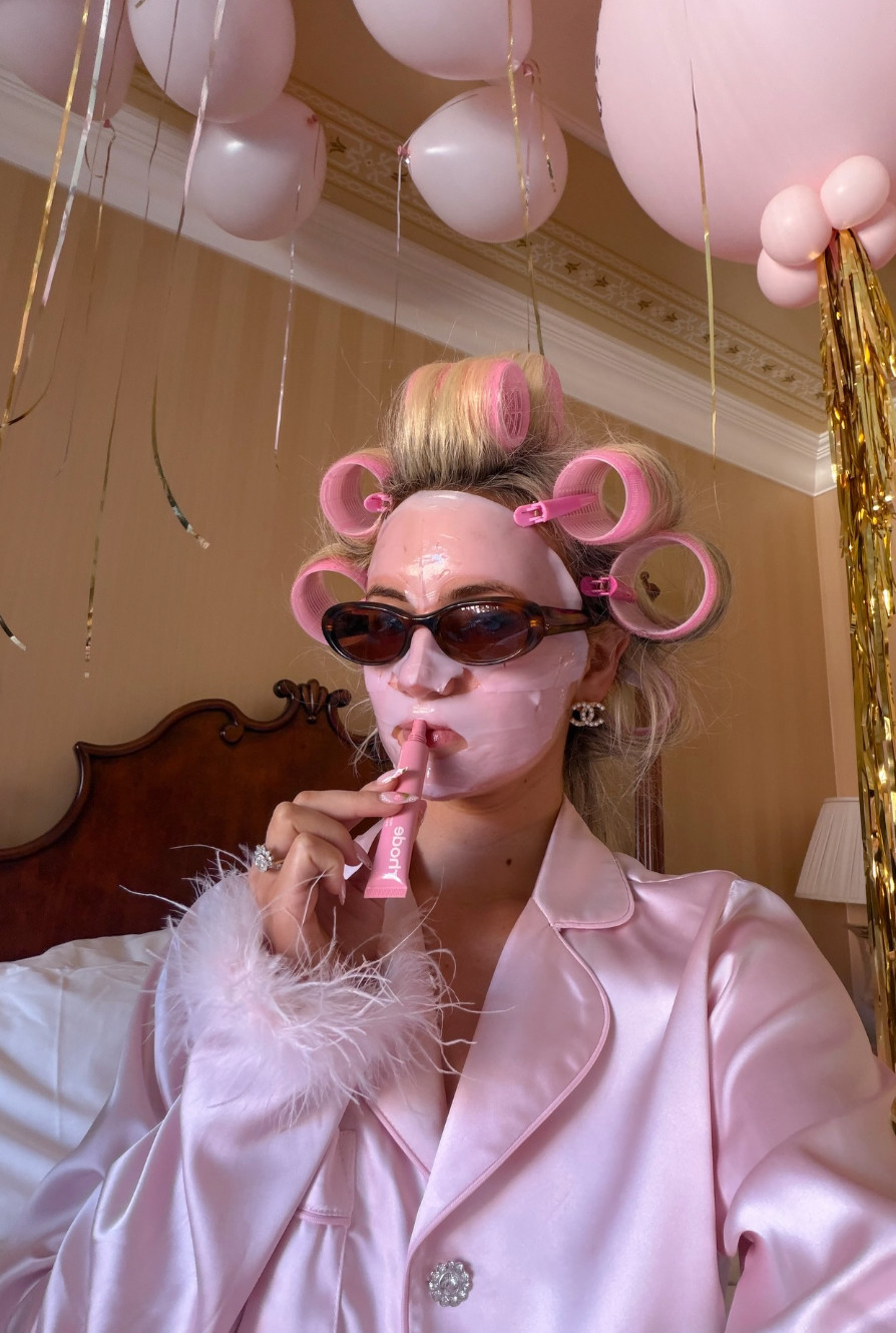 morning after birthday pov 🎀🎂 

 #LTKgrwm #LTKmorningroutine #LTKBeauty