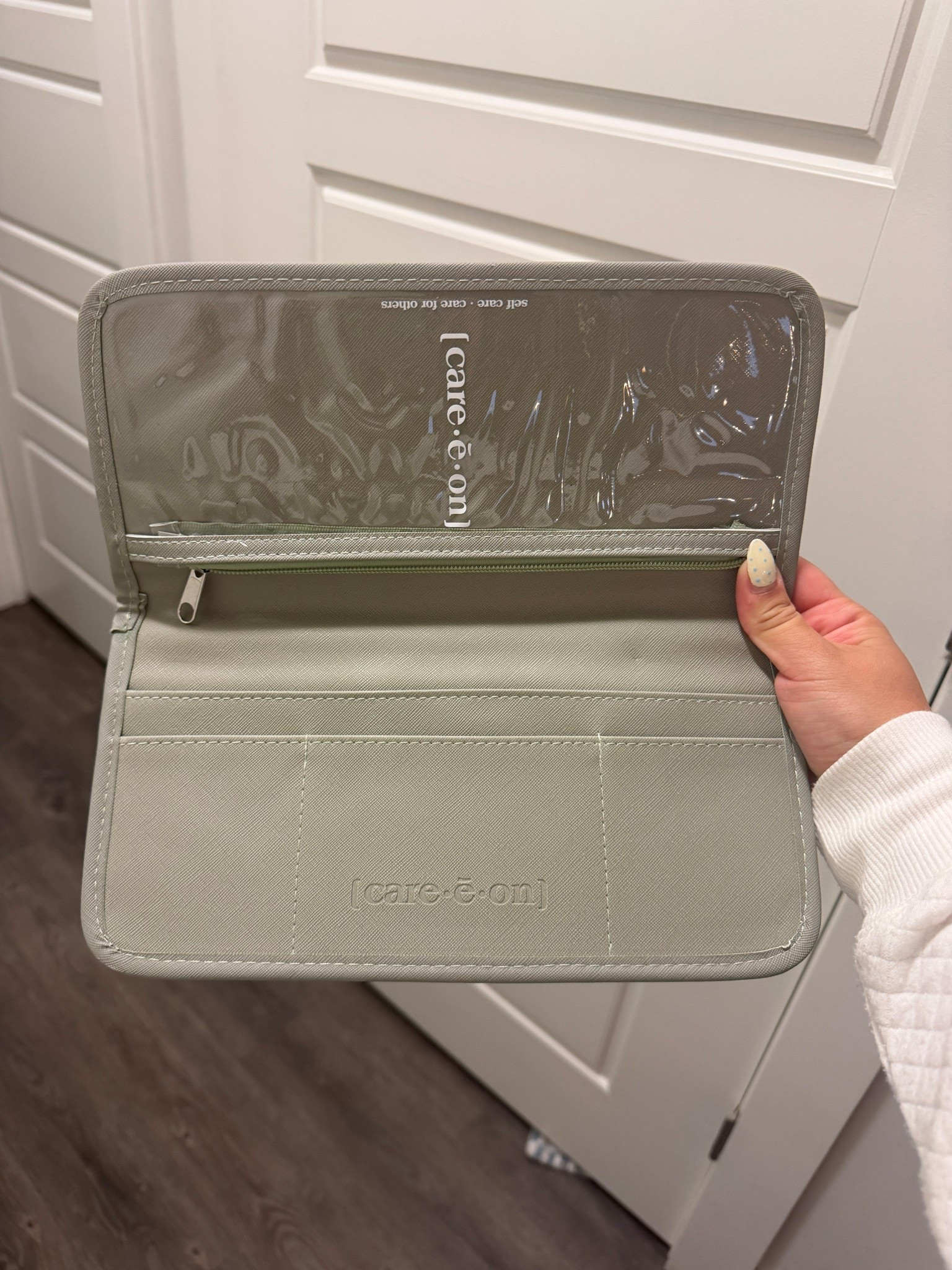 Won’t be traveling without this anymore🤍

#LTKTravel #LTKgrwm #LTKSeasonal