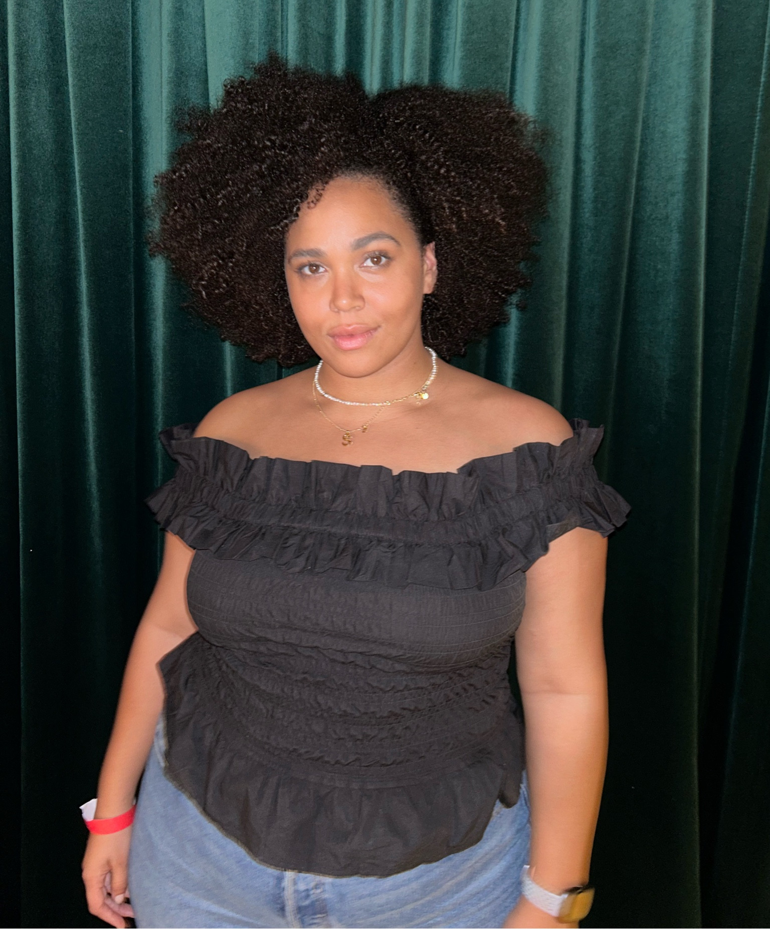 Truly obsessed with this new top and I’m so glad Ganni & similar brands have started catering for curvy bodies! 

Hot tip about Ganni, they have really epic sales so keep an eye on their website I’ve found things like this 70% off weeks or even DAYS after seeing it full price.🥹

However if you are buying full price I think it’s good value considering: 

✅The fabric quality
✅Timeless style 
✅Versatility - can be worn in lots of ways 
✅holds value - sell it on eBay or vinted if you get bored and still get a good price for it as it’s Ganni!

I’ll probably never sell this as I love it 😅Just some thoughts, anyway I picked this up in a 44. 

🫶🏽❤️


#LTKcurves #LTKFind #LTKeurope
