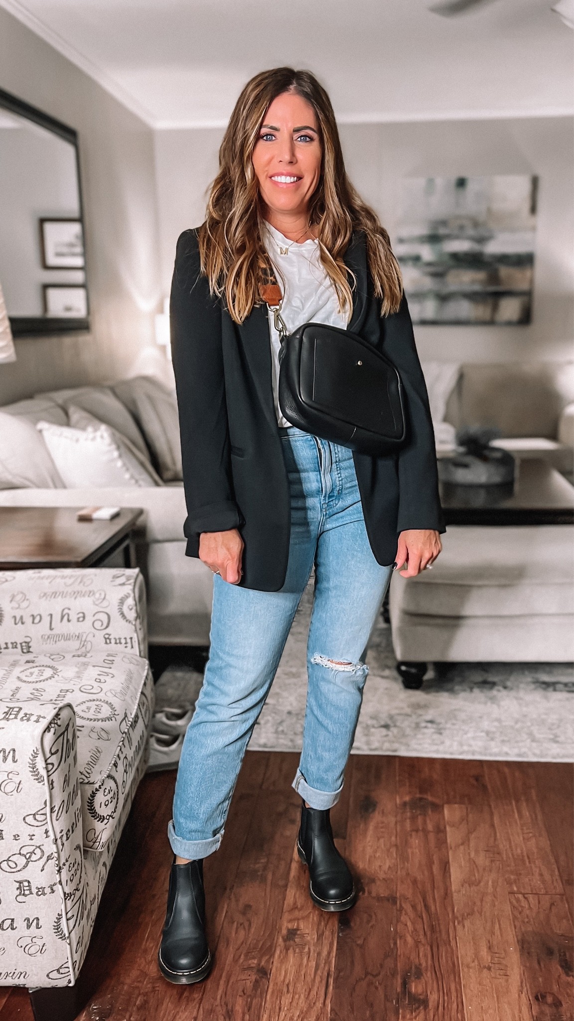 Fall Capsule sneak peek
Here is a sneak peek of the fall capsule, where I styled basic pieces that can be styled multiple different ways. Perfect vintage jeans, modern blazer, boyfriend tee, Chelsea boots and large transport crossbody with leopard strap.

Madewell jeans, madewell bag, blazer outfit, fall capsule outfit, casual style, fashion over 40


#LTKstyletip #LTKSeasonal #LTKSale