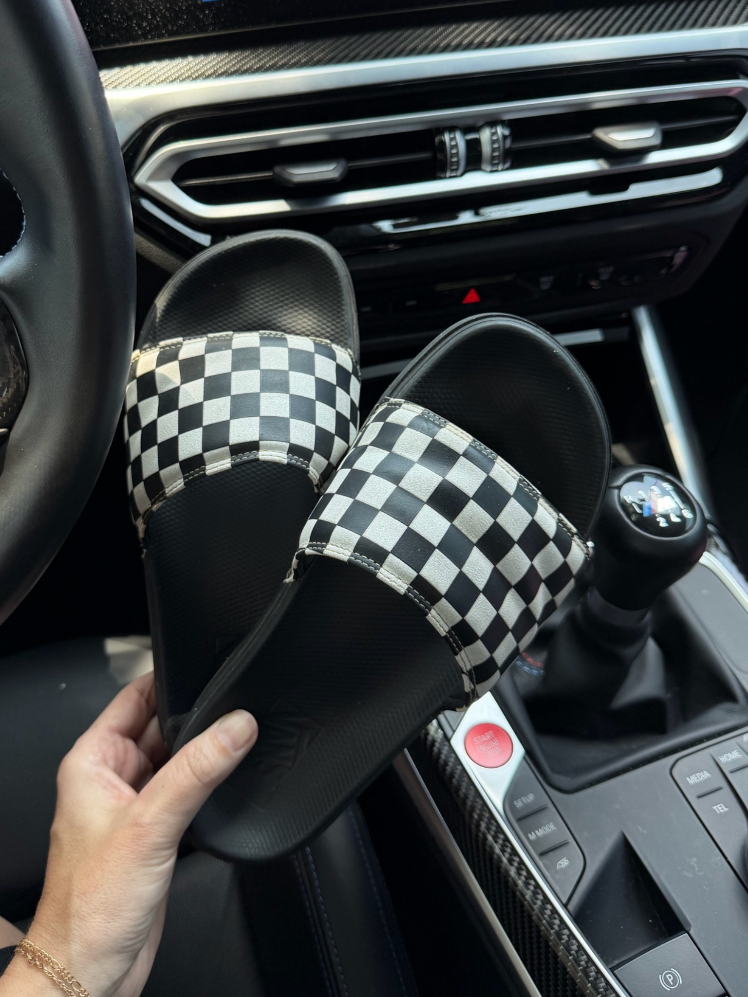 Vans is 30% off sitewide!

#LTKSaleAlert