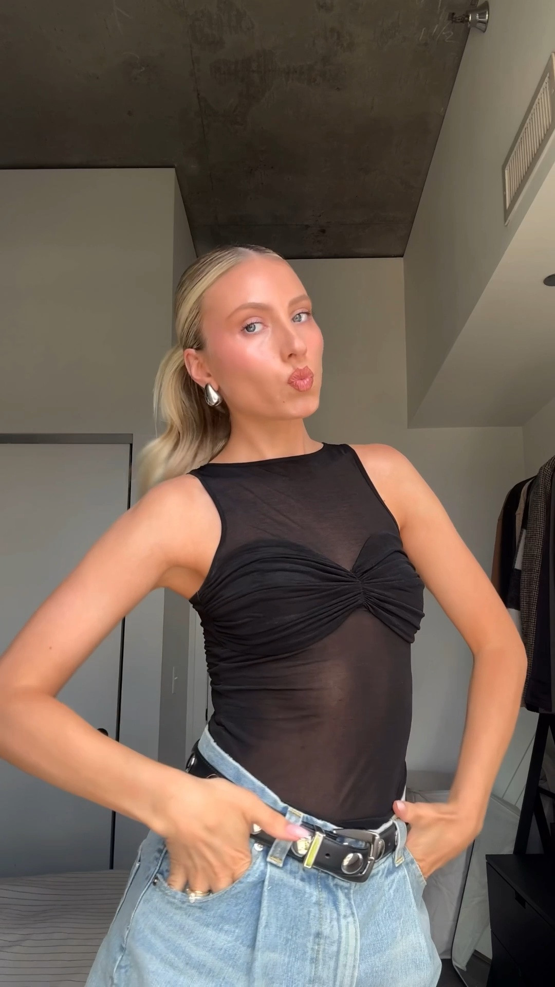 Get concert ready with me for Rufus Du Sol in Chicago! #chicagoinfluencer #chicagocreator #grwm

#LTKgrwm #LTKBeauty #LTKdayinmylife