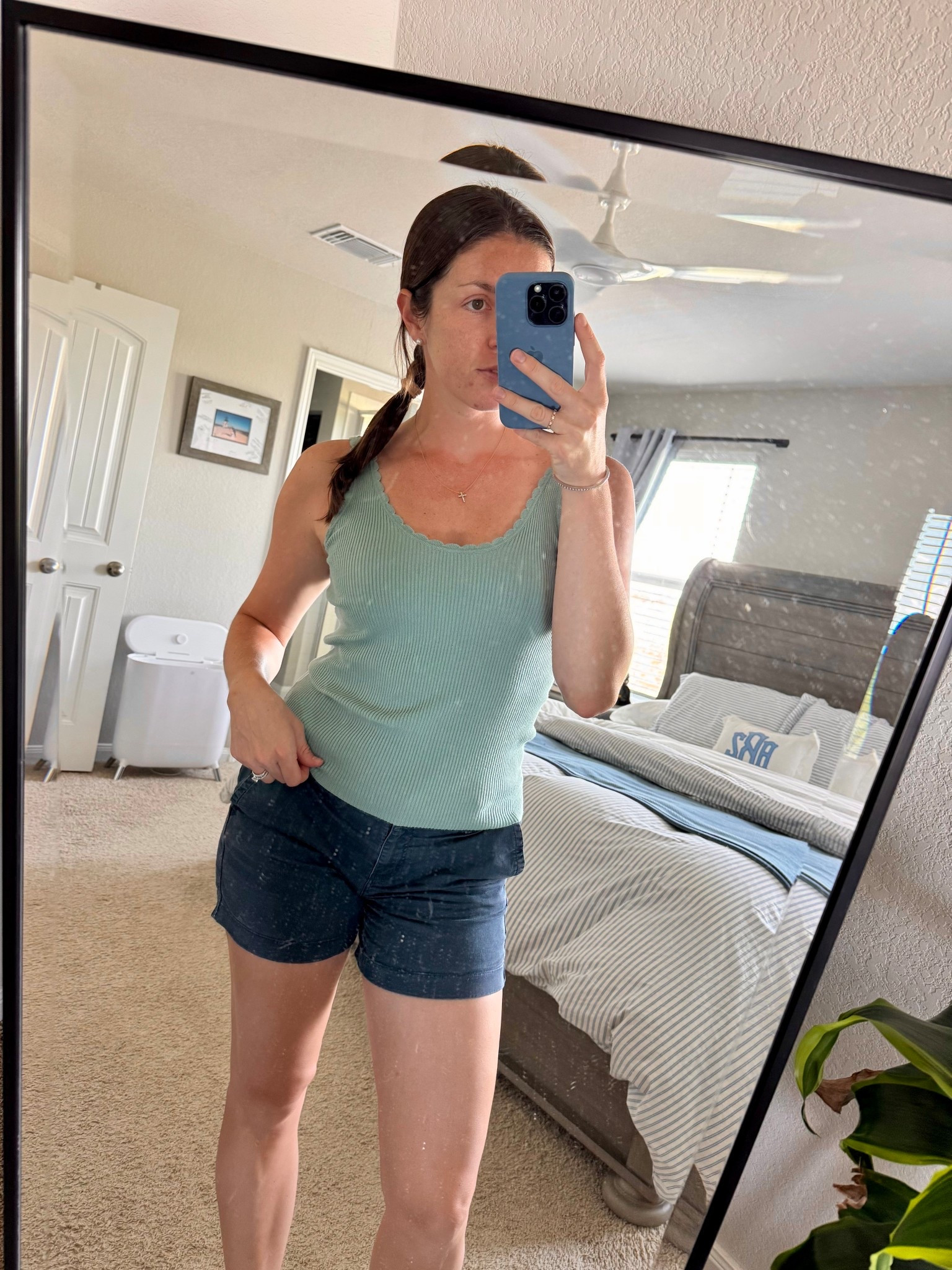 Scalloped tank from Easy Clothes 🤝 Me

#LTKStyleTip #LTKActive #LTKBeauty