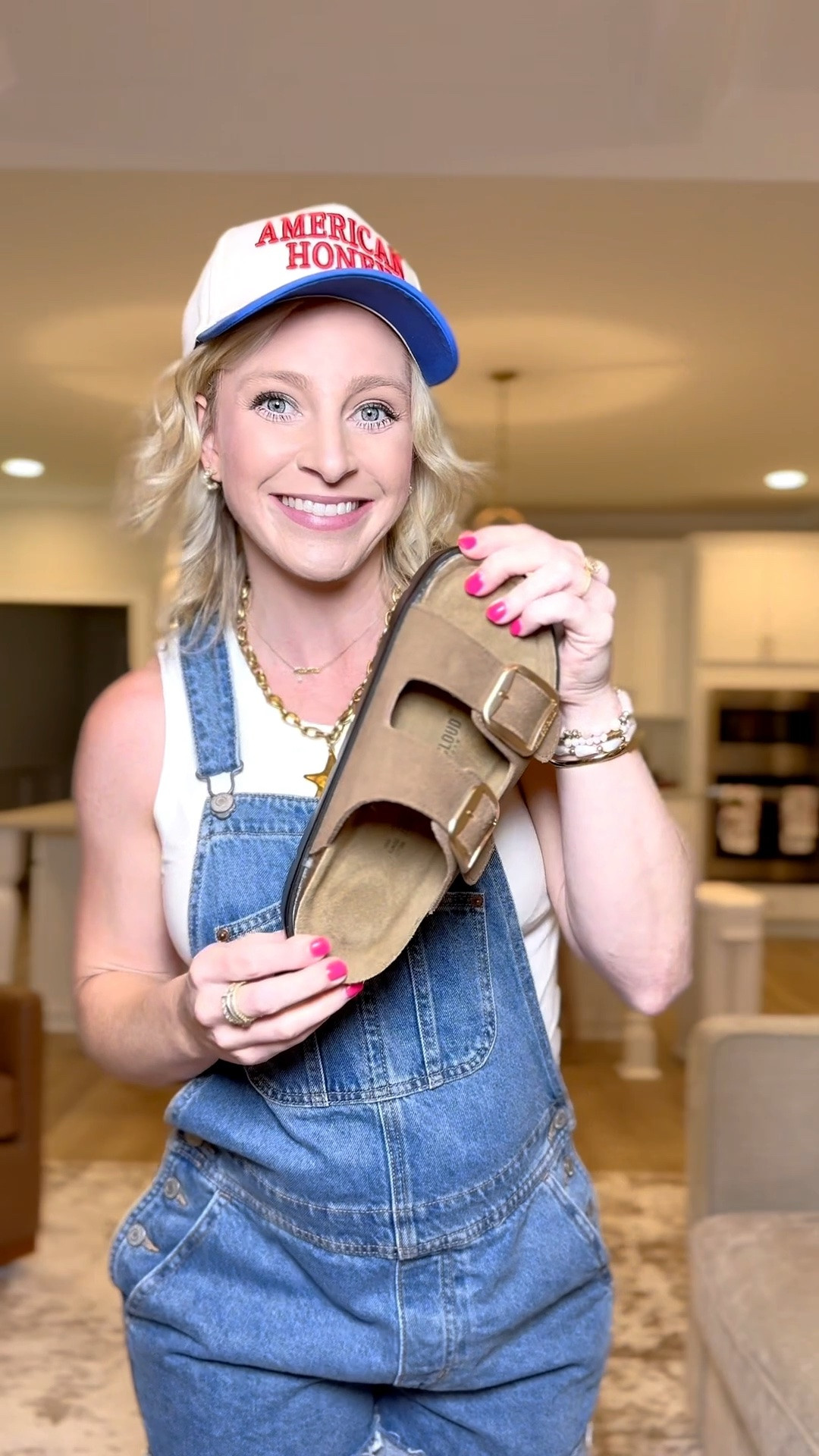 Okay I get the hype now…
these are actually the most comfortable sandals I own
no break-in, super supportive, and they go with everything
and they’re on sale today 🤍
linked here!

#LTKSeasonal #LTKmomlife #LTKootd