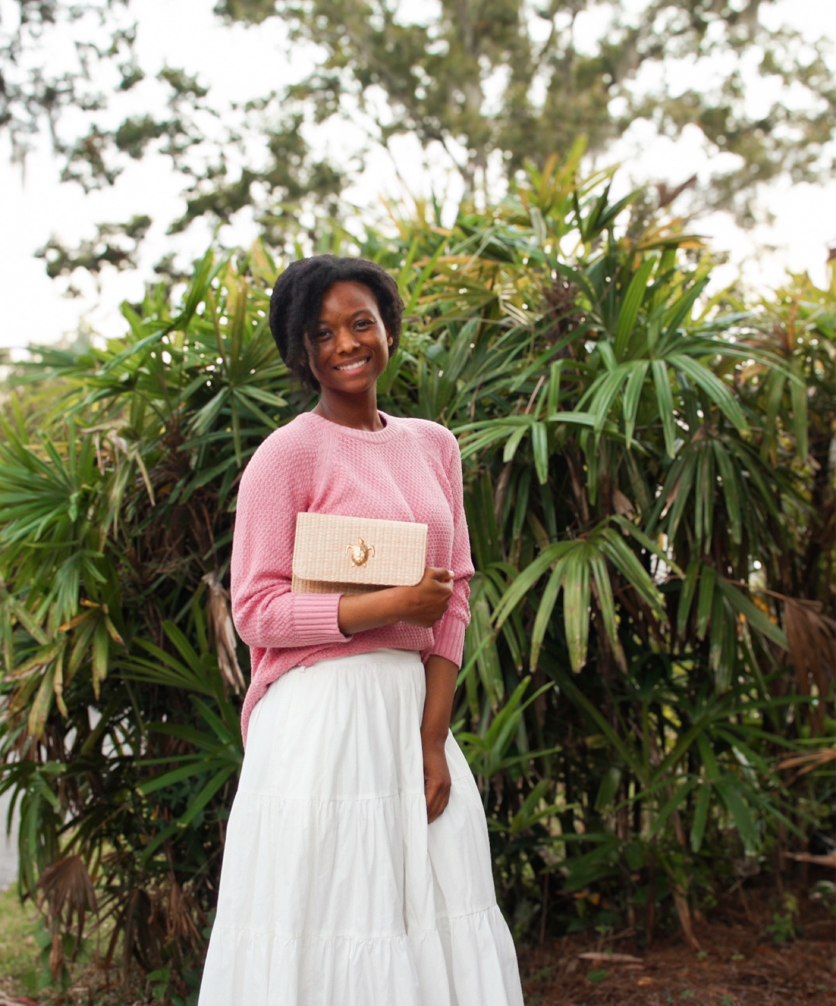 Sweater on sale for 50% off making it under $20 also there’s also a sneak peek of something going on sale starting Monday 🤫

#LTKsalealert #LTKfindsunder50 #LTKGiftGuide