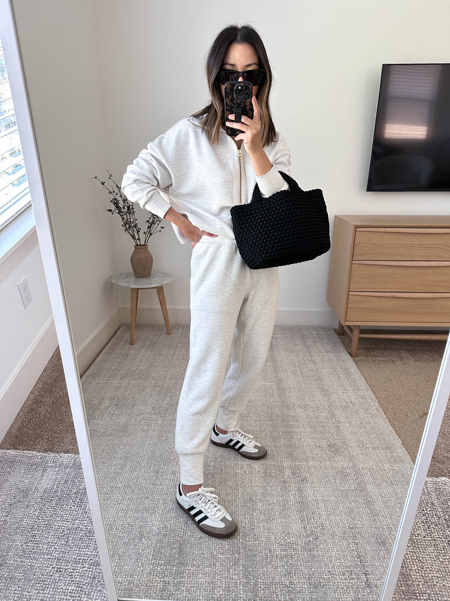 Easy school drop-off outfit ideas. Love these Varley sets for casual yet put together outfits. 

Varley pullover xs
Varley joggers xs 25”
Adidas Samba 4.5 men’s. 
Naghedi mini in black 
YSL sunglasses 

#LTKitbag #LTKSeasonal