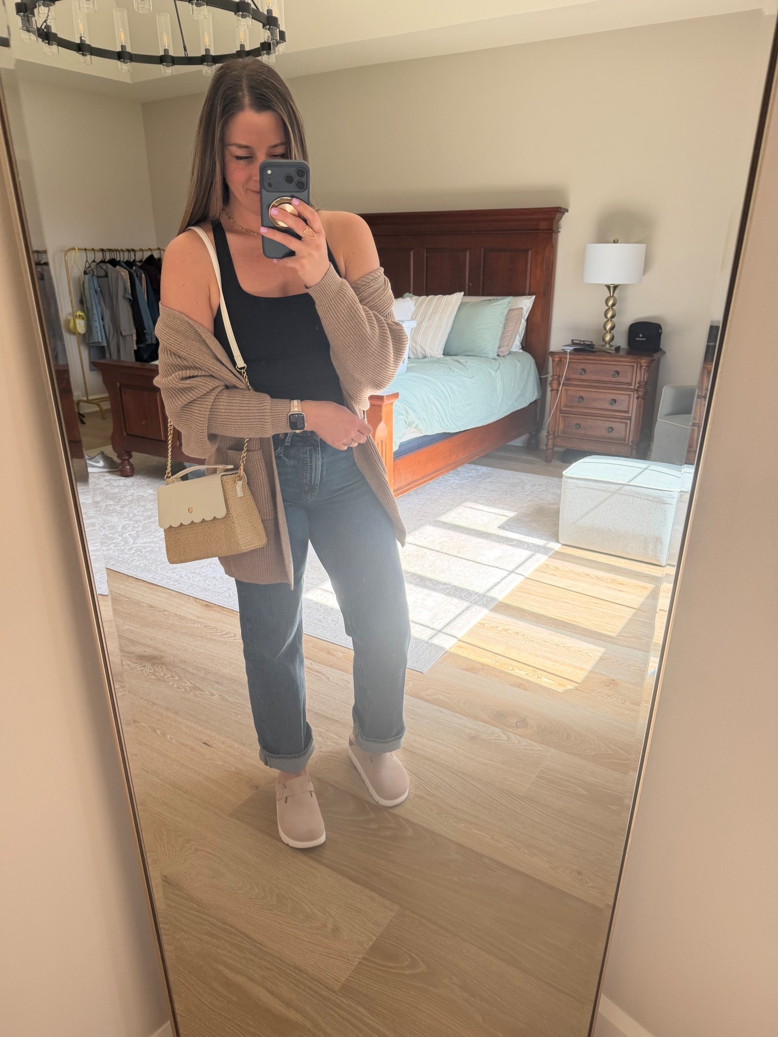 What I’m wearing to get my hair done today 

#LTKgrwm #LTKdayinmylife #LTKmomlife