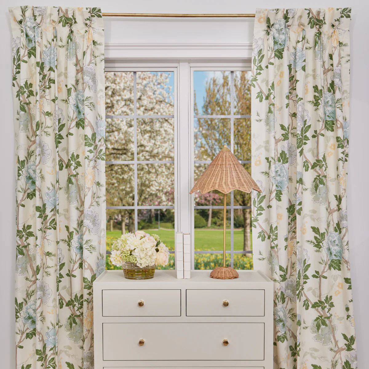 Inisfree Inlet Single Drapery Panel | The Well Appointed House, LLC