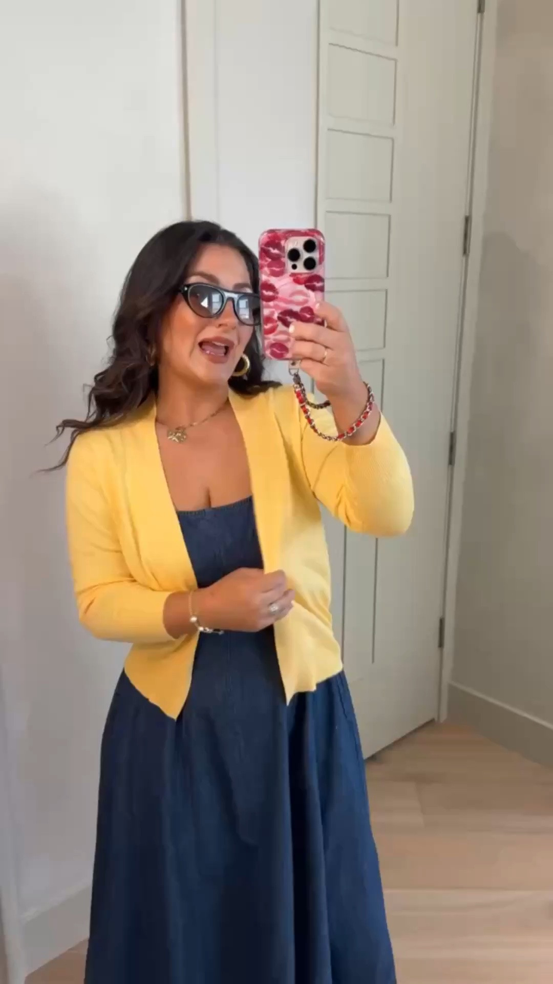 Denim dress with yellow cardigan! Comes in a bunch of other colors! 

Size small
5’0” 140lbs

#LTKootd #LTKPetite #LTKSeasonal