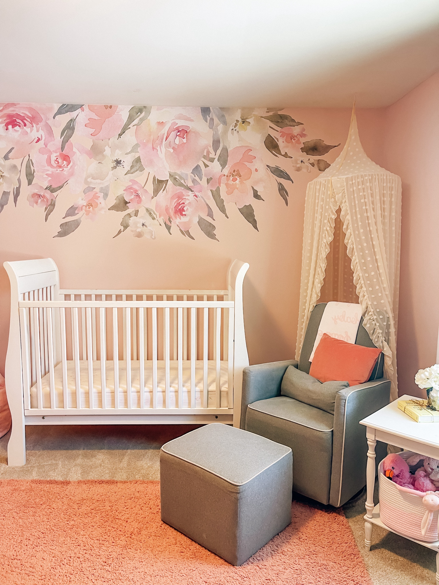 Baby girl nursery.
#baby #babygirl #nursery 