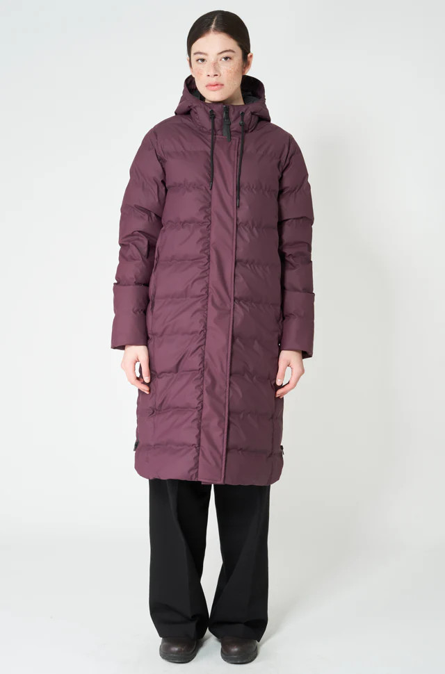 Puddle - Long puffer jacket in Plum | Tanta Wear