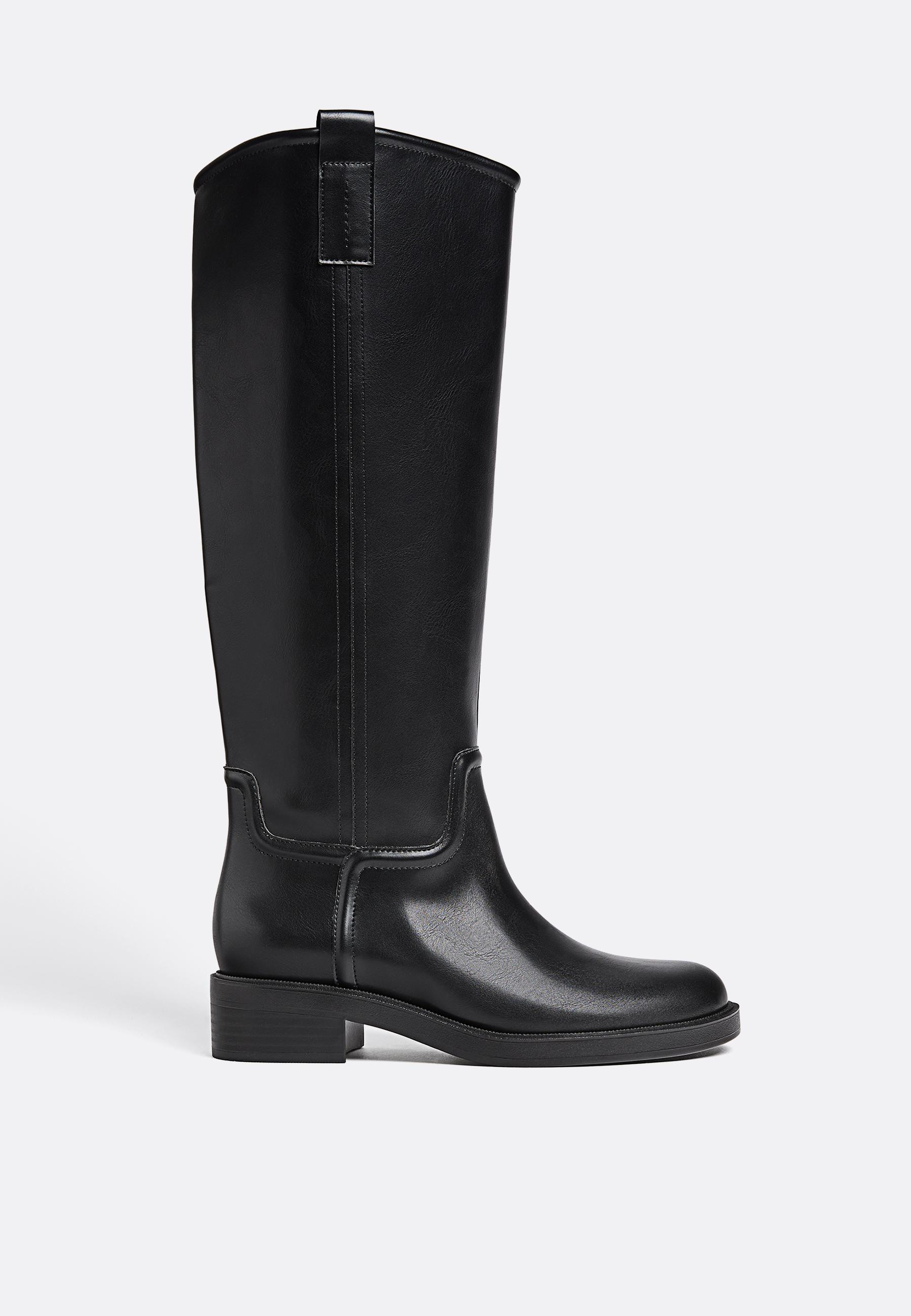 Flat equestrian-style boots - Women's fashion | Stradivarius United Kingdom | Stradivarius (UK)