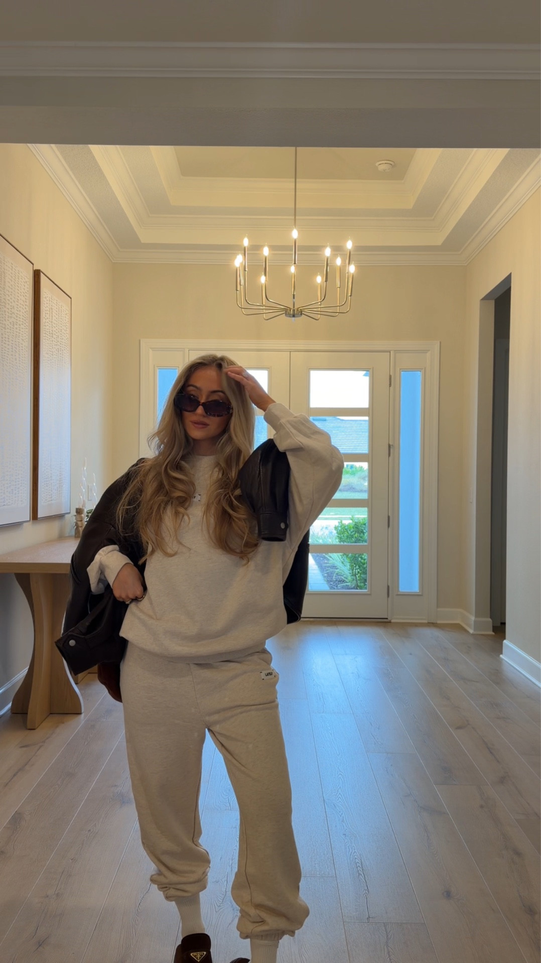 warming up in @latelylounge ❤️‍🔥
EMMAD15 for 15% off