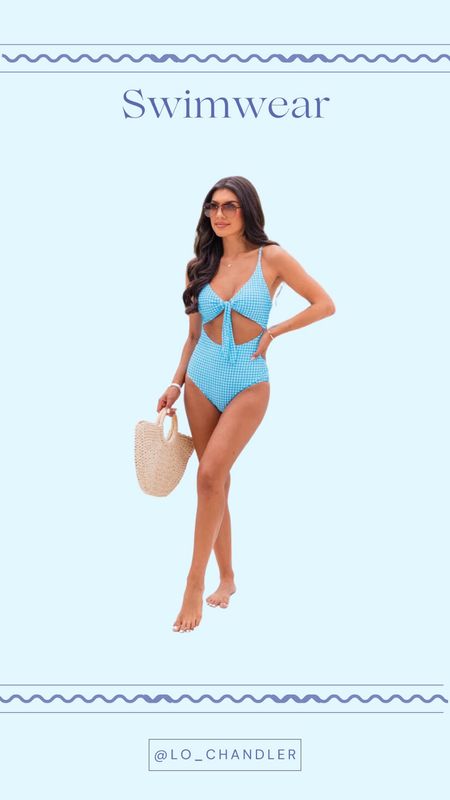 Ok so I loveee this one piece swimsuit from Pink Lily! The pattern is adorable and great coverage on the back👏🏻👏🏻


Swimsuit 
Swimwear
Pink lily 
One piece 
Bathing suit 
Summer 

#LTKfindsunder50 #LTKswim #LTKstyletip
