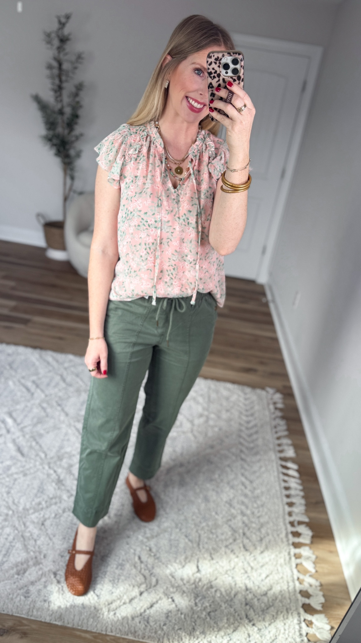 Daily try on, kohls outfit, kohls try on, floral top, green pants 

#LTKgrwm #LTKootd #LTKWorkwear