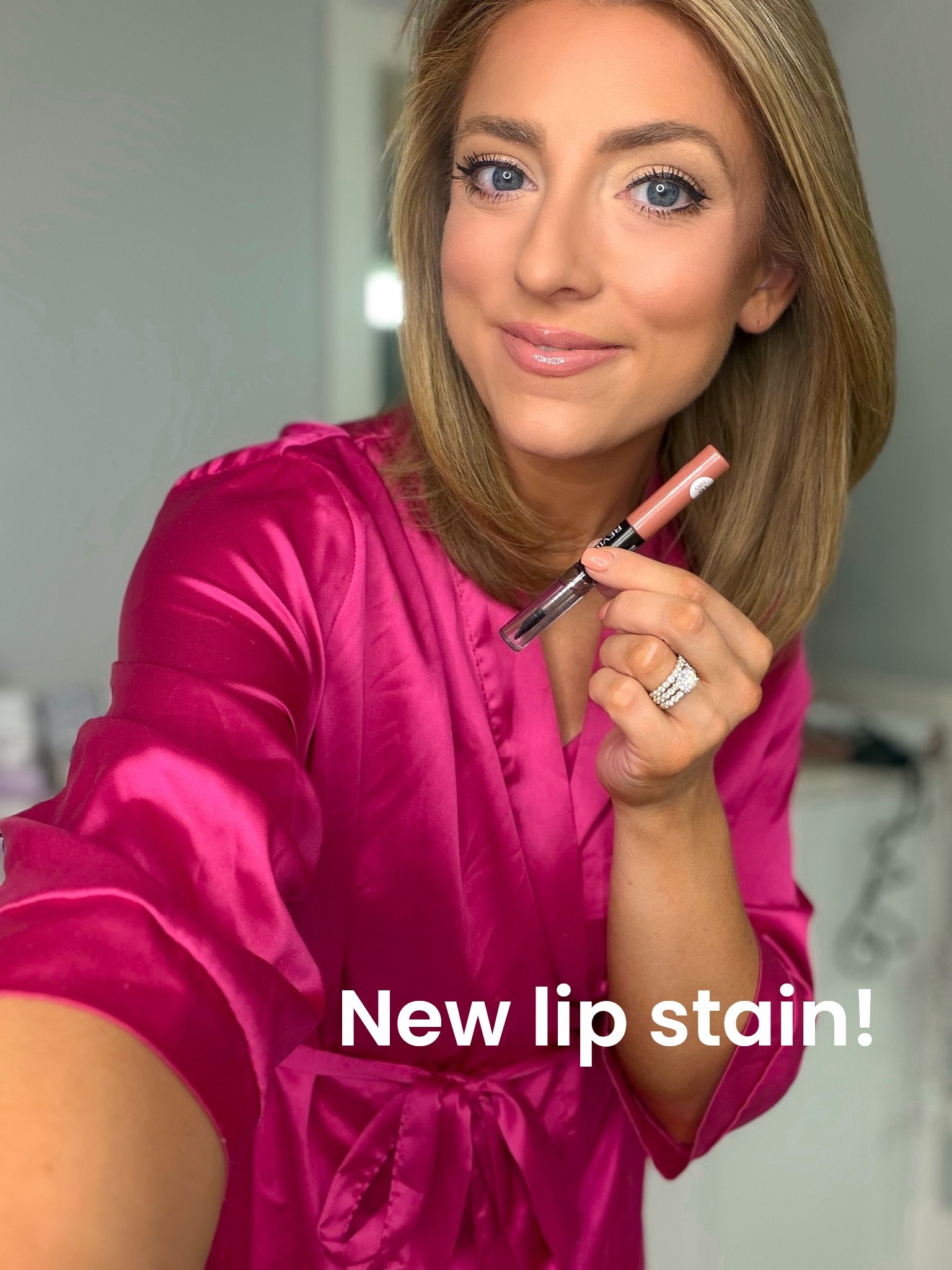 I finally tried this lip stain… and I’m officially impressed! 💋✨

If you’ve been eyeing the Chanel liquid lip stain but don’t want to spend the luxury price, I found a much more affordable option on Amazon that gives me a really similar look! It feels lightweight, lasts surprisingly well, and leaves behind the prettiest natural color that stays put for hours.

I wore it today, and it definitely exceeded my expectations. It’s one of those beauty finds that’s easy to throw in your bag for everyday wear, and I know I’ll be reaching for it again and again!

If you love finding affordable makeup dupes and Amazon beauty finds, this one is absolutely worth adding to your cart. 🤍

#AmazonBeauty #AmazonFinds #AmazonMakeup #LipStain #LiquidLipStain #LipTint #AffordableBeauty #BeautyFinds #BeautyDupe #LuxuryForLess #MakeupFinds #MakeupFavorites #EverydayMakeup #NaturalMakeup #LongLastingLipColor #GlossyLips #LipCombo #BeautyRoutine #DrugstoreMakeup #MakeupLover #BeautyBlogger #MakeupObsessed #AmazonDeals #BudgetBeauty #ViralBeauty #BeautyMustHaves #MakeupReview #LipProducts #EverydayBeauty #ChanelInspired

#LTKBeauty