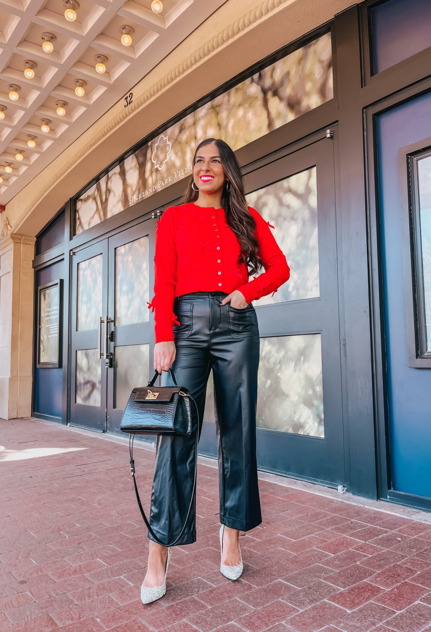 🎀 Bow Print Cardigan ❤️ Super cute for Christmas paired with faux leather pants. True to size! 

Christmas Outfit, Holiday Outfit



#LTKSaleAlert #LTKFindsUnder50 #LTKHoliday