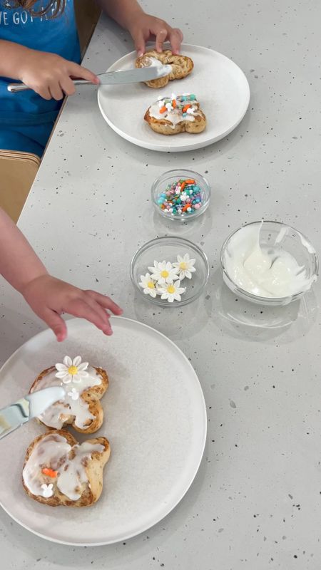 Making Easter Bunny Cinnamon Rolls with the cutest decorations! Bunny/carrot sprinkles and cute little daisies! 🐰 🥕 

#LTKhome #LTKSeasonal