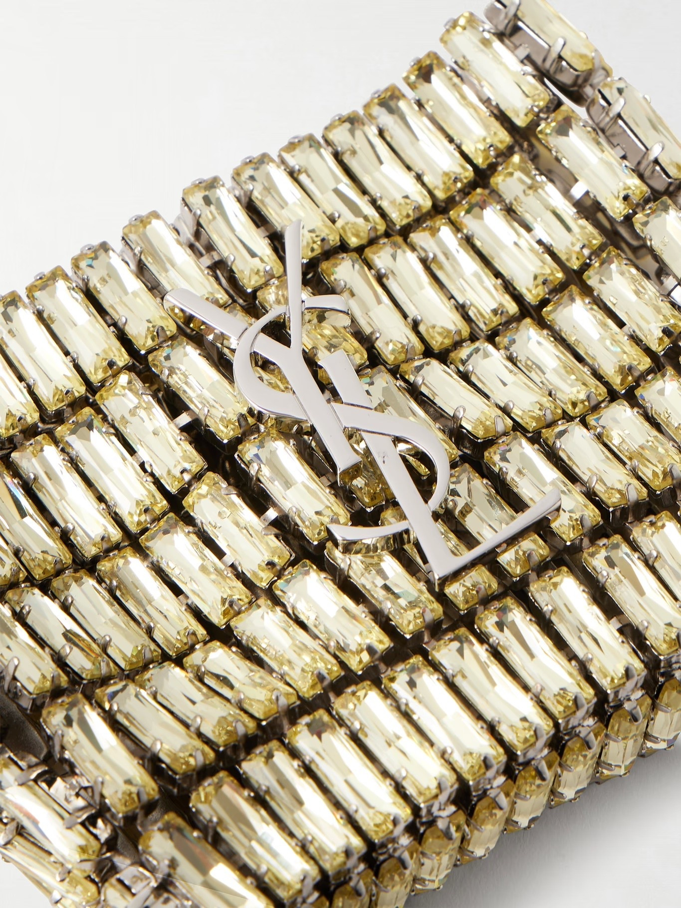 SAINT LAURENT
Evening micro crystal-embellished chainmail shoulder bag

#LTKootd #LTKWedding #LTKTravel