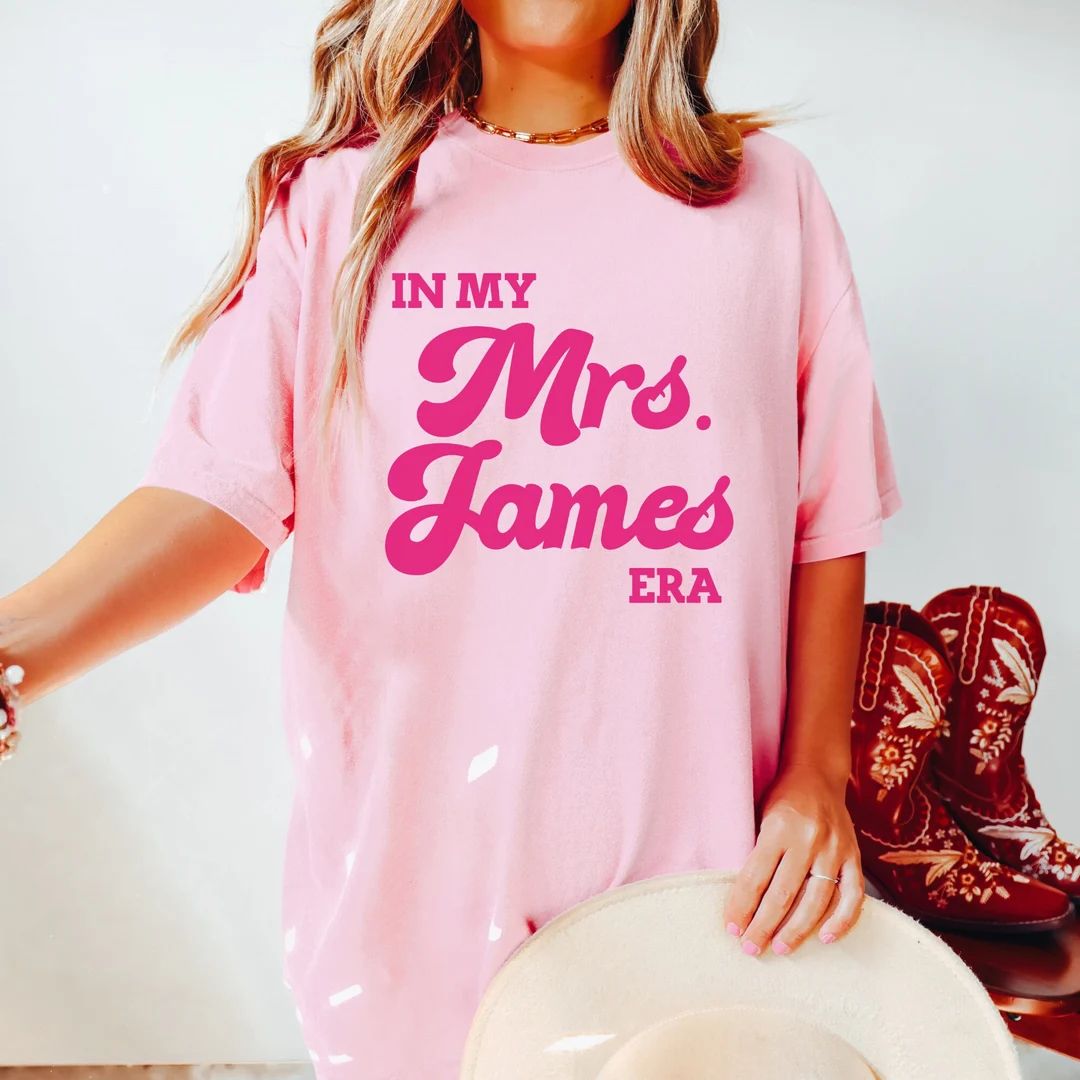Retro Comfort Colors Custom Bride Shirt Personalized Mrs Tshirt Honeymoon Tee Bachelorette Party ... | Etsy (US)