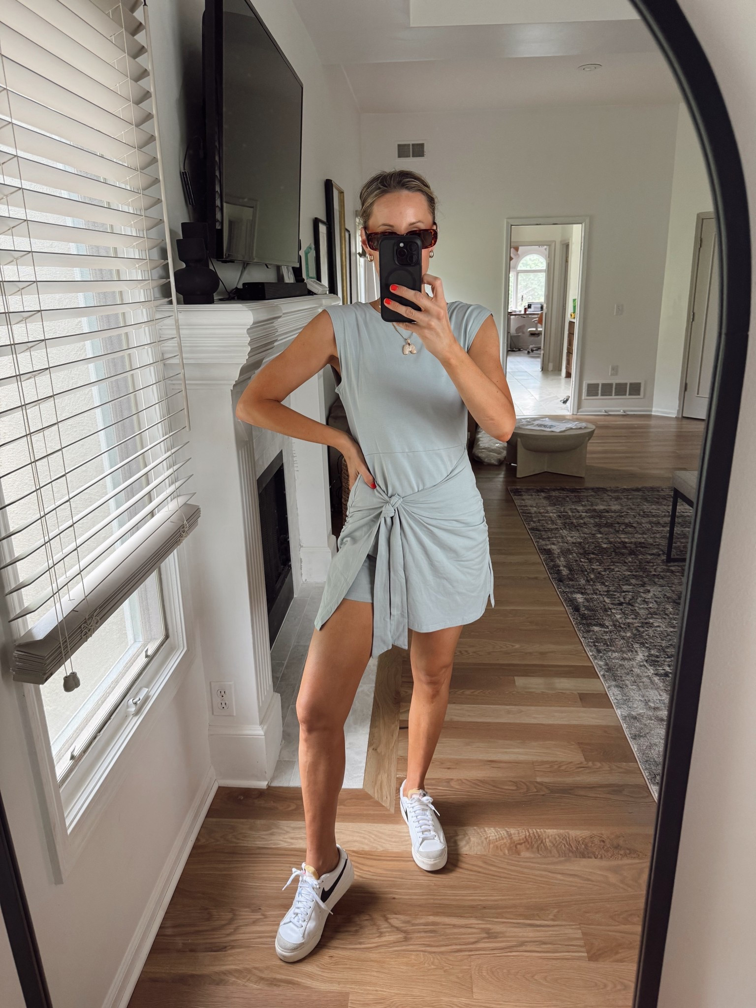 I get so many compliments when I wear this wrap dress. SO easy yet so chic! 