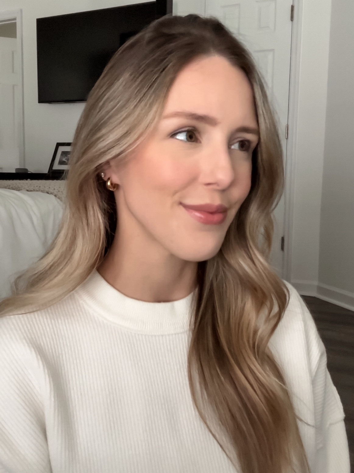 Mini gold hoop earrings from Amazon. Tarnish free and for sensitive ears. I’ve been earring these for over a year now with no issues! 

#LTKBeauty #LTKStyleTip #LTKGiftGuide