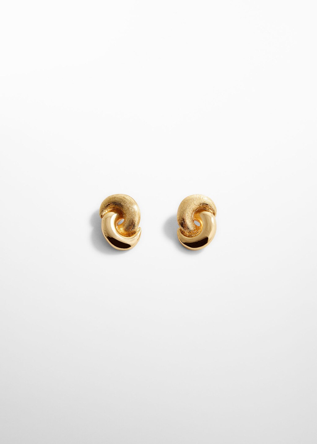 Intertwined hoop earrings | MANGO (US)