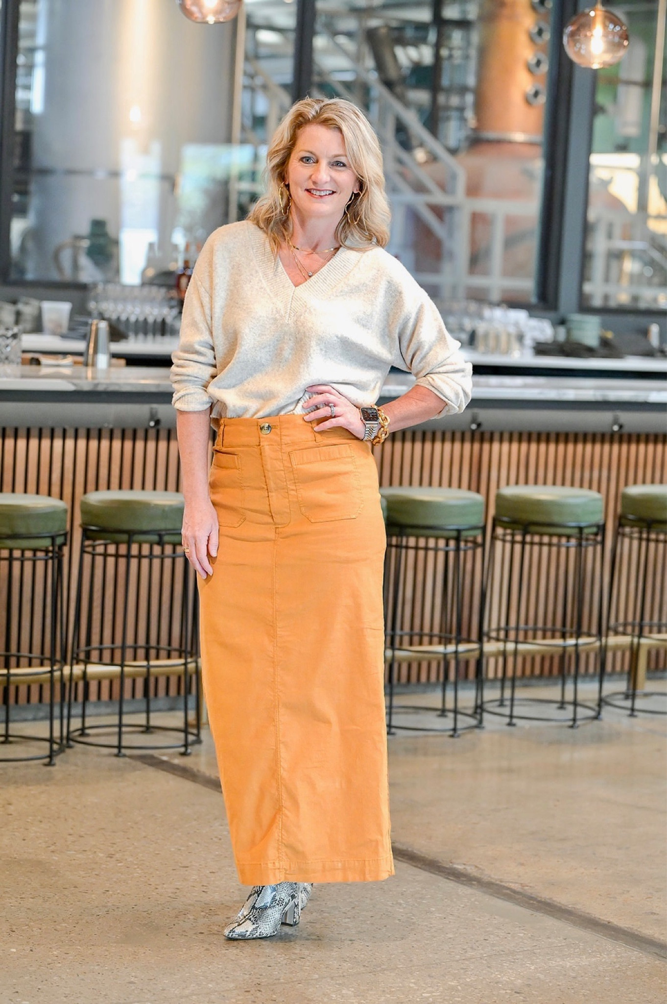 How to wear a maxi skirt this fall!!

#LTKstyletip #LTKover40 #LTKSeasonal