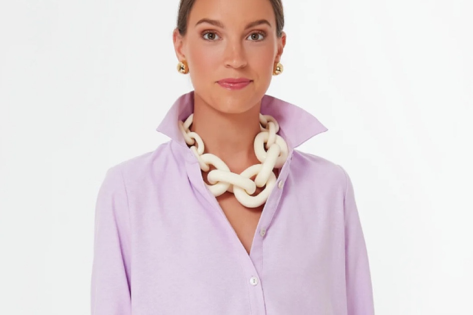 Obsessed with this statement necklace!
Oversized accessories. Jewelry. Fun fashion. Bold accessories  