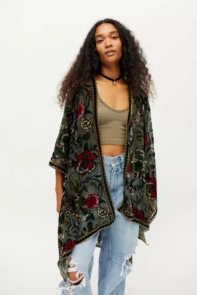 Mayfair Burnout Velvet Robe | Urban Outfitters (US and RoW)