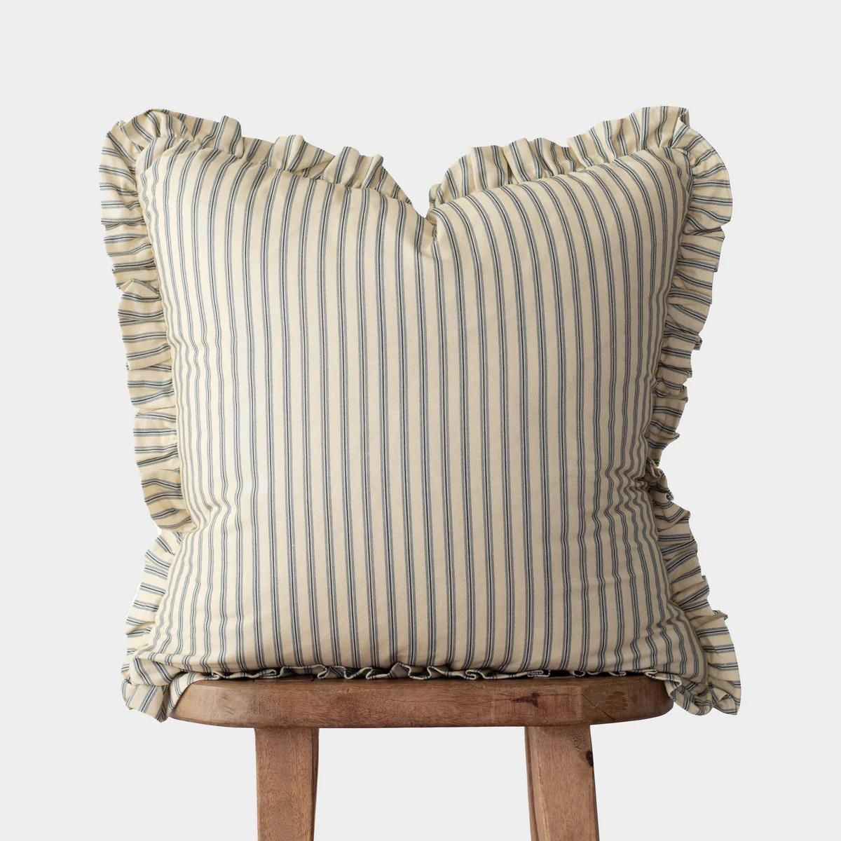 Ellis Ruffle - 18" | 20" | 22" | 26" | 12x20" | 12x40" | Woven Nook
