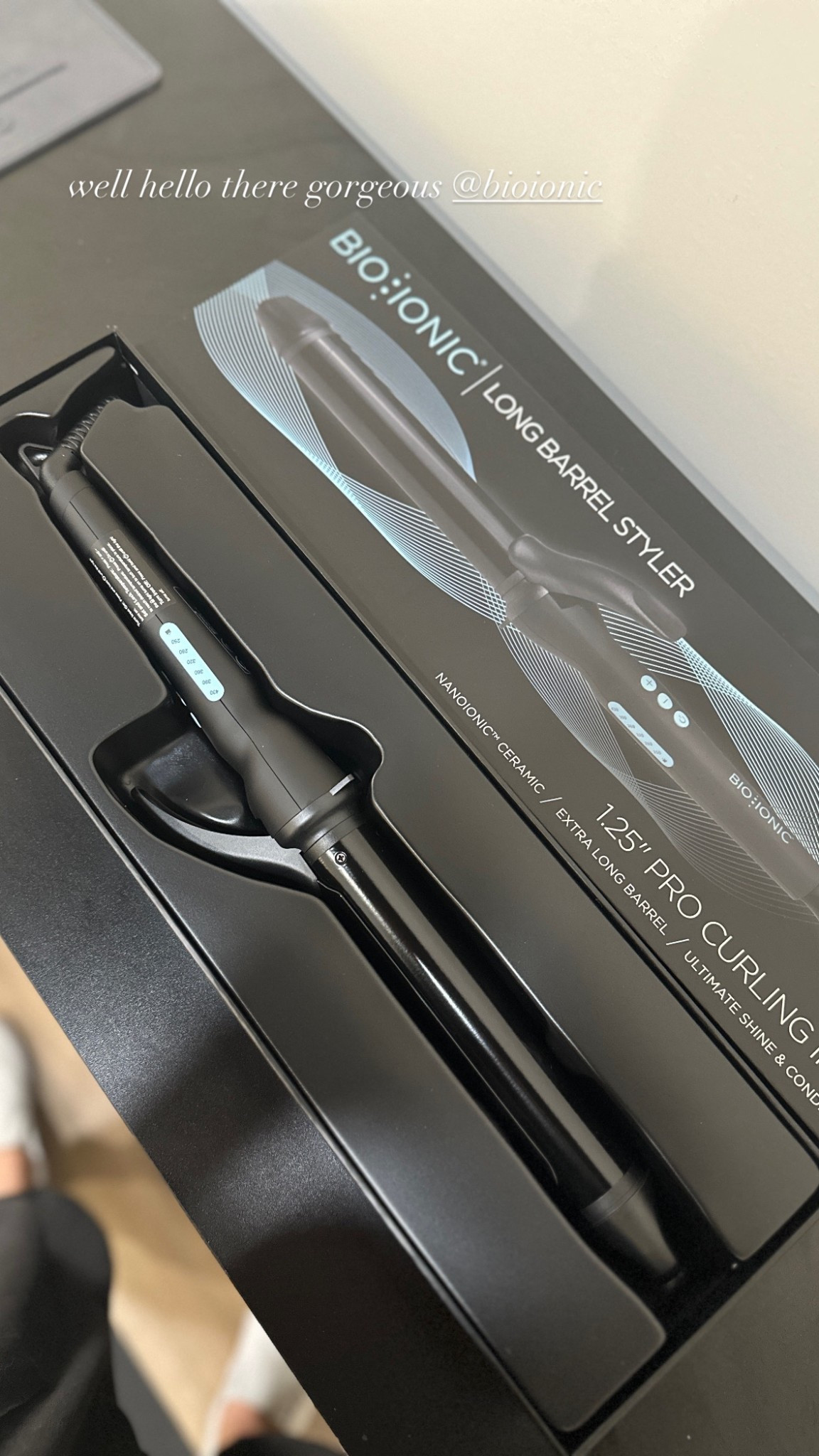 The literal best curling iron on the market 🫰🏼 bio ionic 1.25” LOOOOONG barrel

#LTKGiftGuide #LTKStyleTip #LTKBeauty