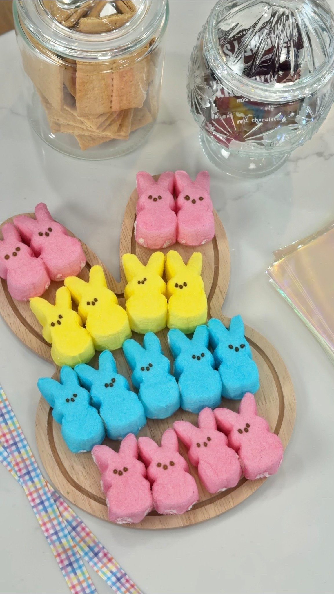 🐰 This wooden bunny board is the cutest way to serve Easter treats! Perfect for Easter brunch, treat tables, or just a fun snack board for the kids.

Such a simple piece that makes your spring treats look so much more special.

#EasterHosting #EasterTable #SpringEntertaining #EasterTreats #EasterFinds #SeasonalHosting #SpringDecor #LTKHome #LTKSeasonal

#LTKSeasonal #LTKmomlife #LTKfoodie