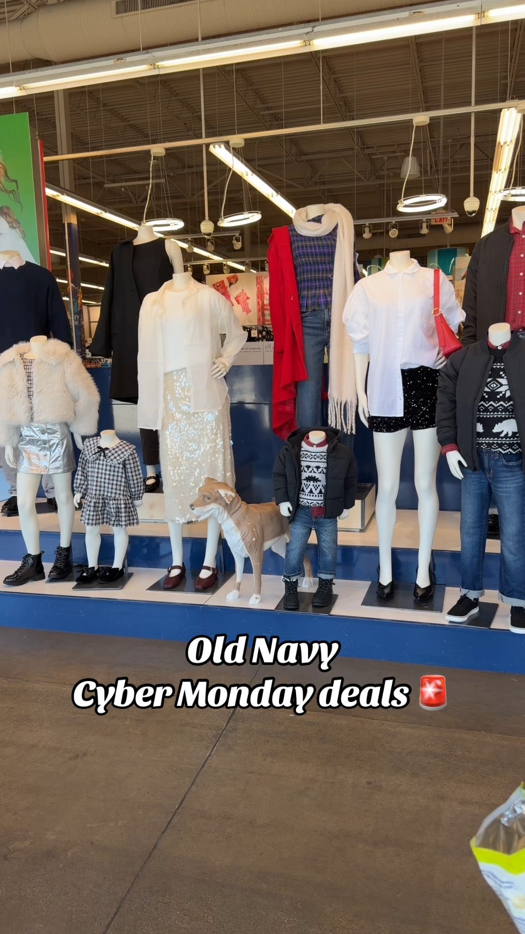 Old Navy cyber deals 50-60% off @oldnavy #oldnavysale 

Cyber deals, holiday style 

#LTKSaleAlert #LTKCyberWeek #LTKHoliday