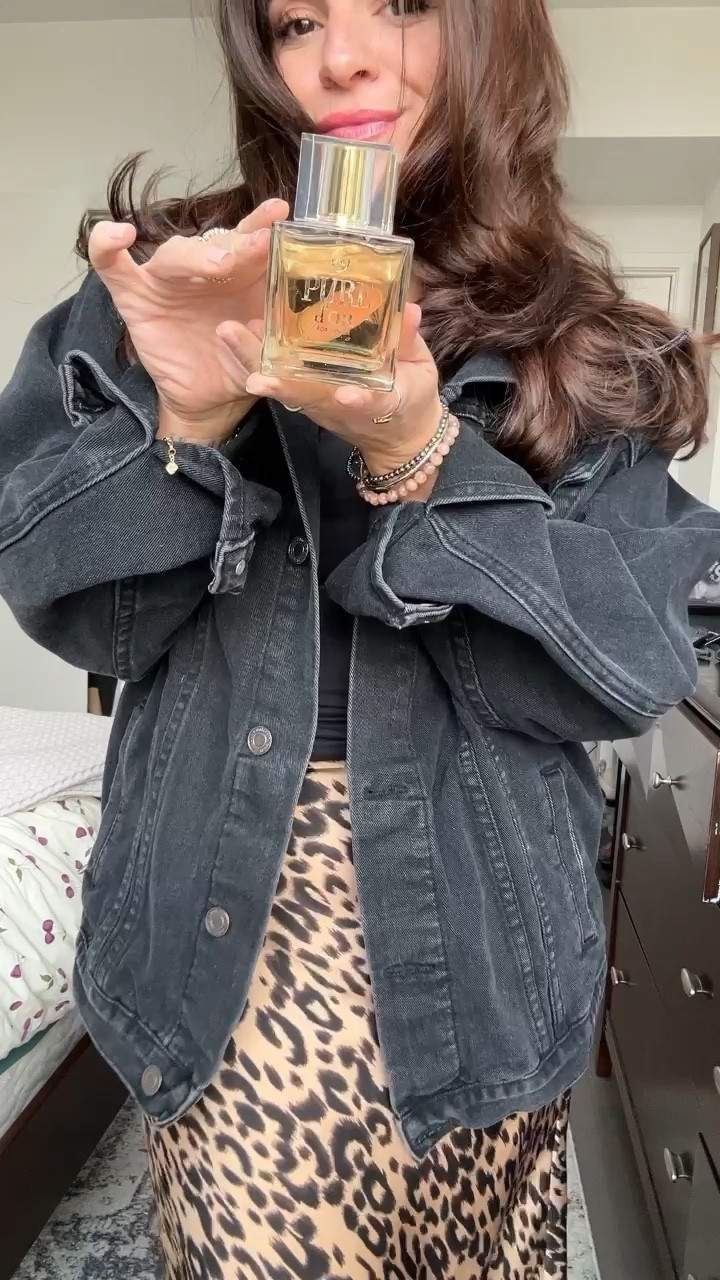 Cheetah is in? Say less
I’m a Jersey girl so I’ve had this skirt forever! Linked a few other options ranging in price for whatever your budget is! 




Spring Outfit

#LTKVideo #LTKSeasonal #LTKstyletip