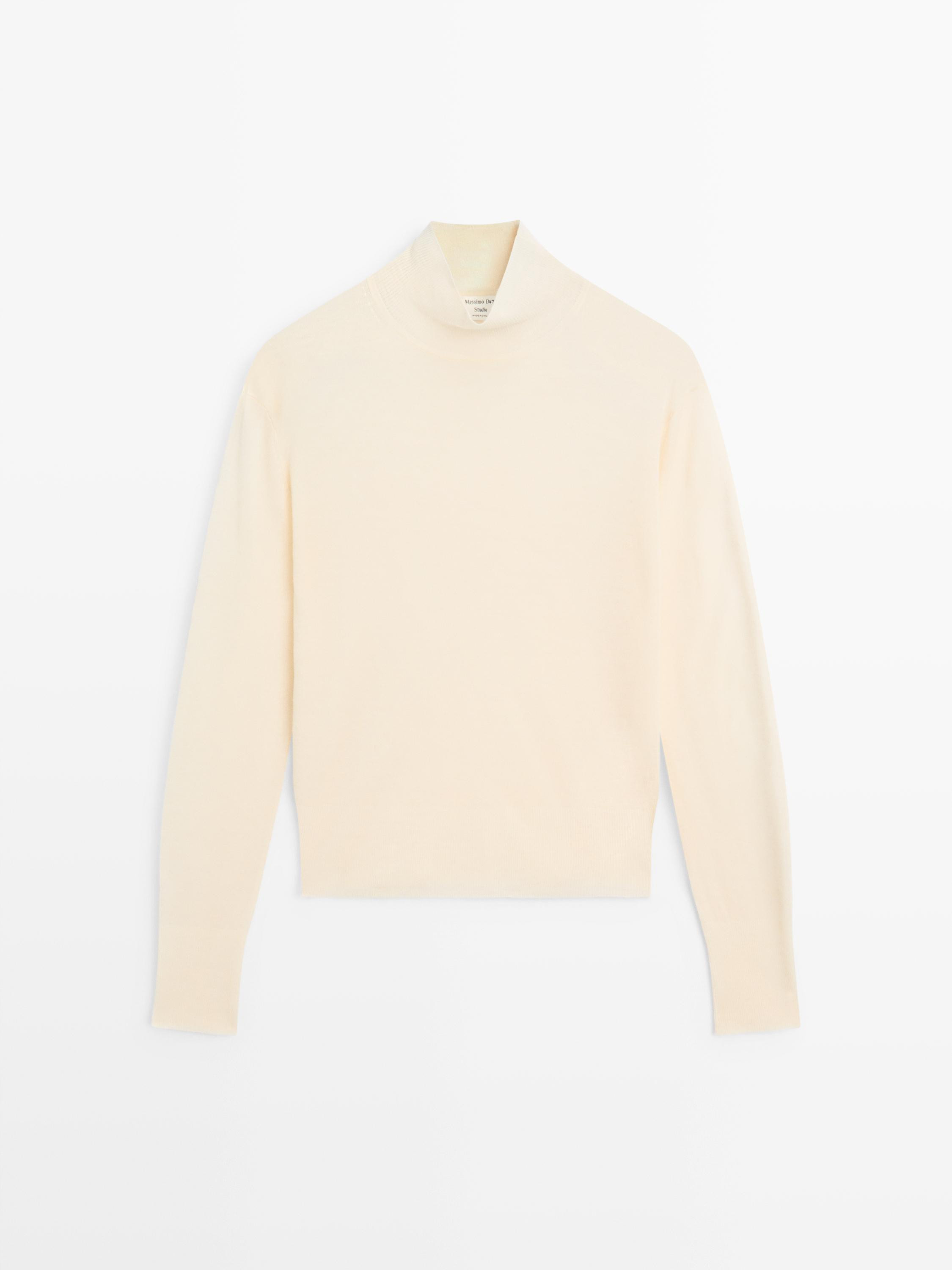 Strickpullover aus Wolle mit Stehkragen - STUDIO | Massimo Dutti DE