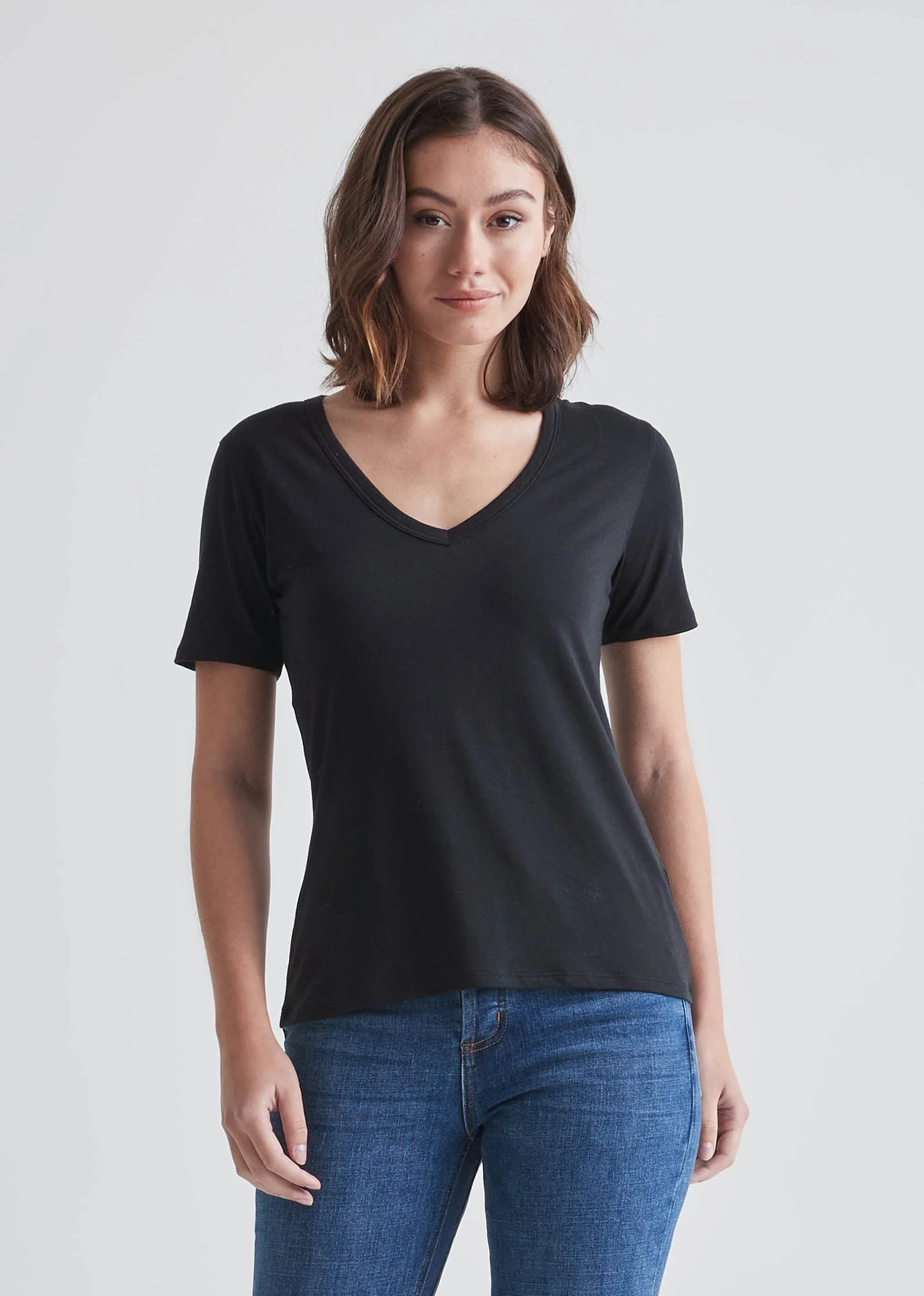 The Only Tee V-Neck | DUER