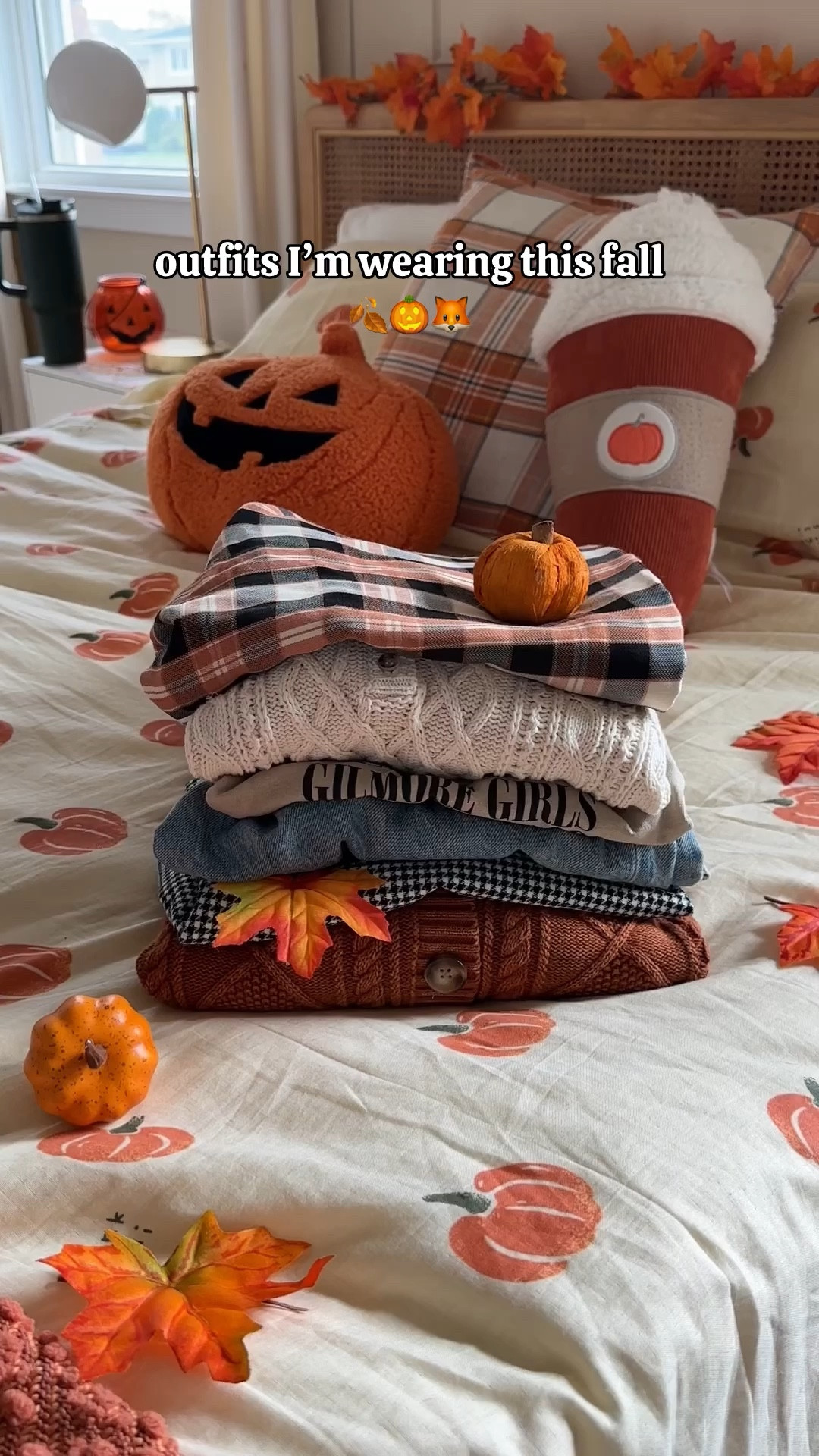 Links to fal favorites 

#LTKFindsUnder50 #LTKSaleAlert #LTKFindsUnder100