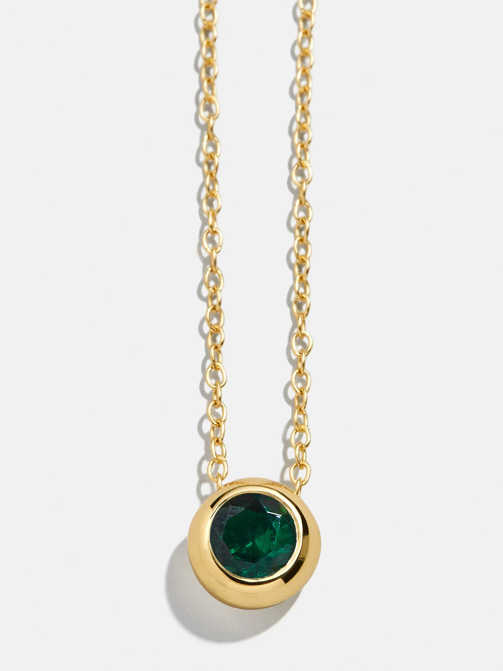 18K Gold Birthstone Pendant Necklace - Emerald | BaubleBar (US)