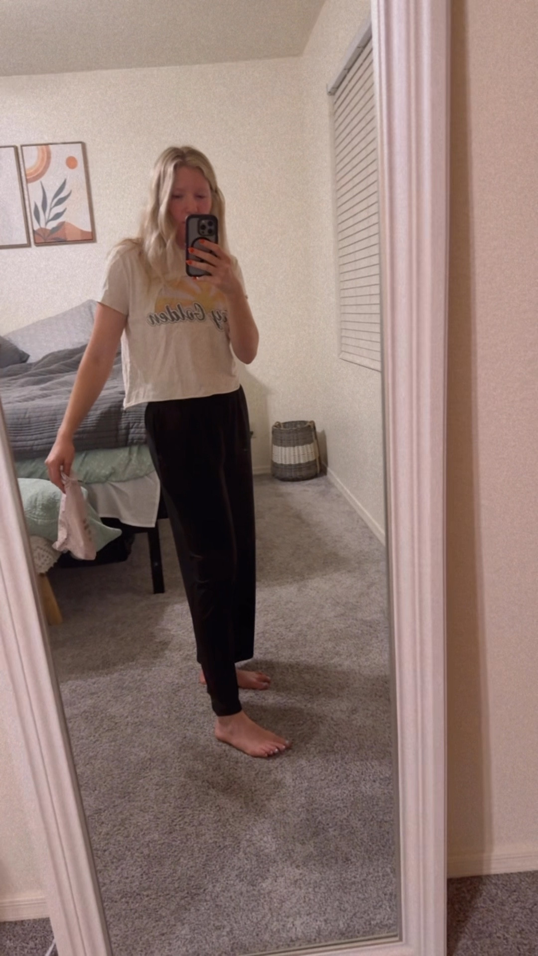 12/10 these pants are comfy, cute and functional 🖤

The best $20 you’ll spend 

#LTKStyleTip #LTKWorkwear #LTKActive