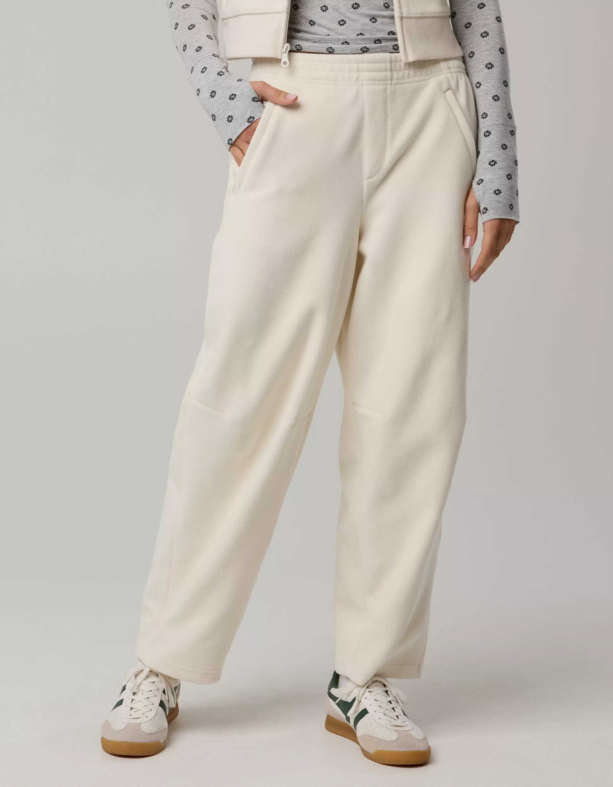 OFFLINE By Aerie Polar Fleece Barrel Pant | American Eagle Outfitters (US & CA)
