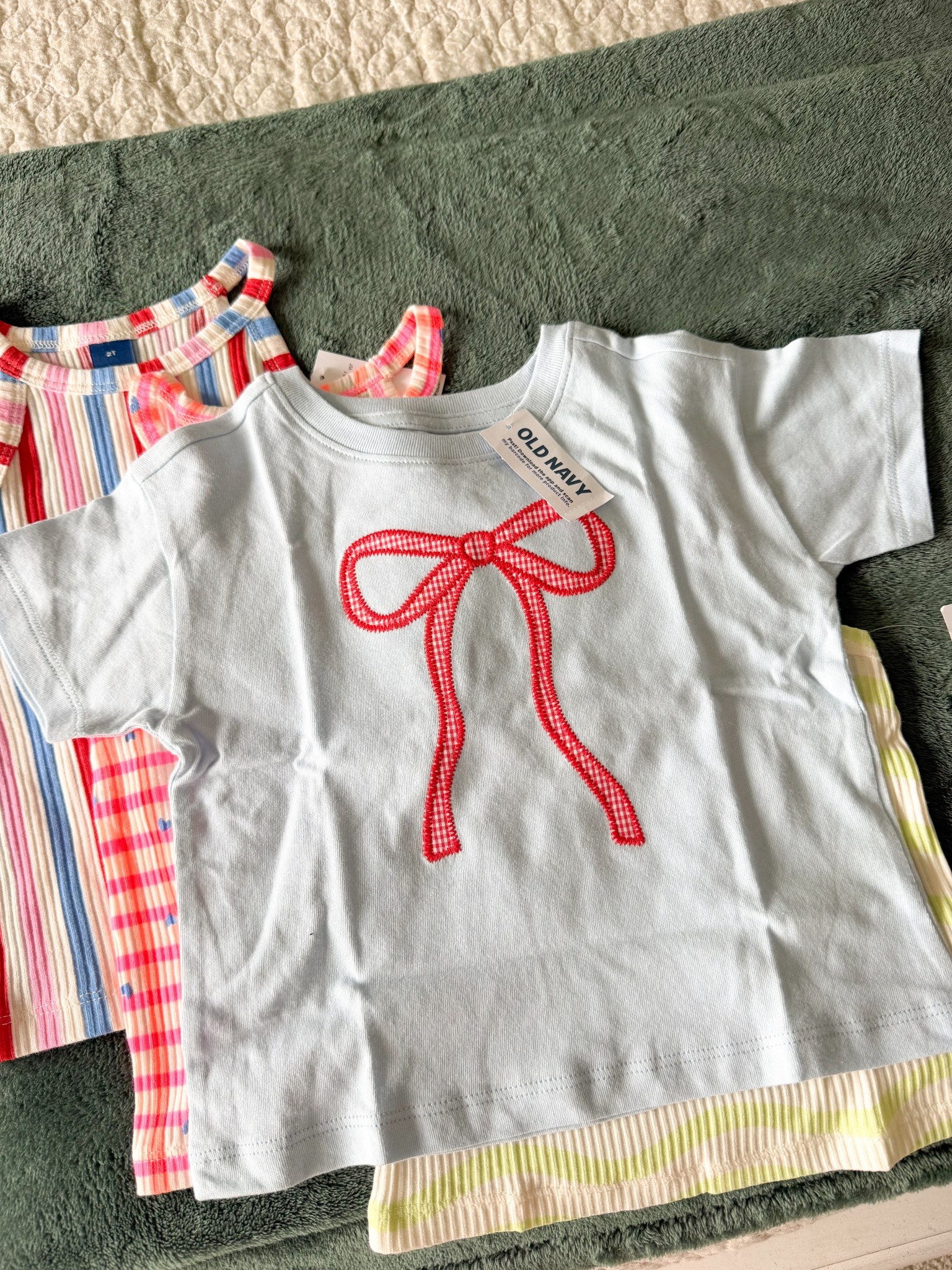 Cutie little patriotic tshirt for summer from old navy for toddlers 