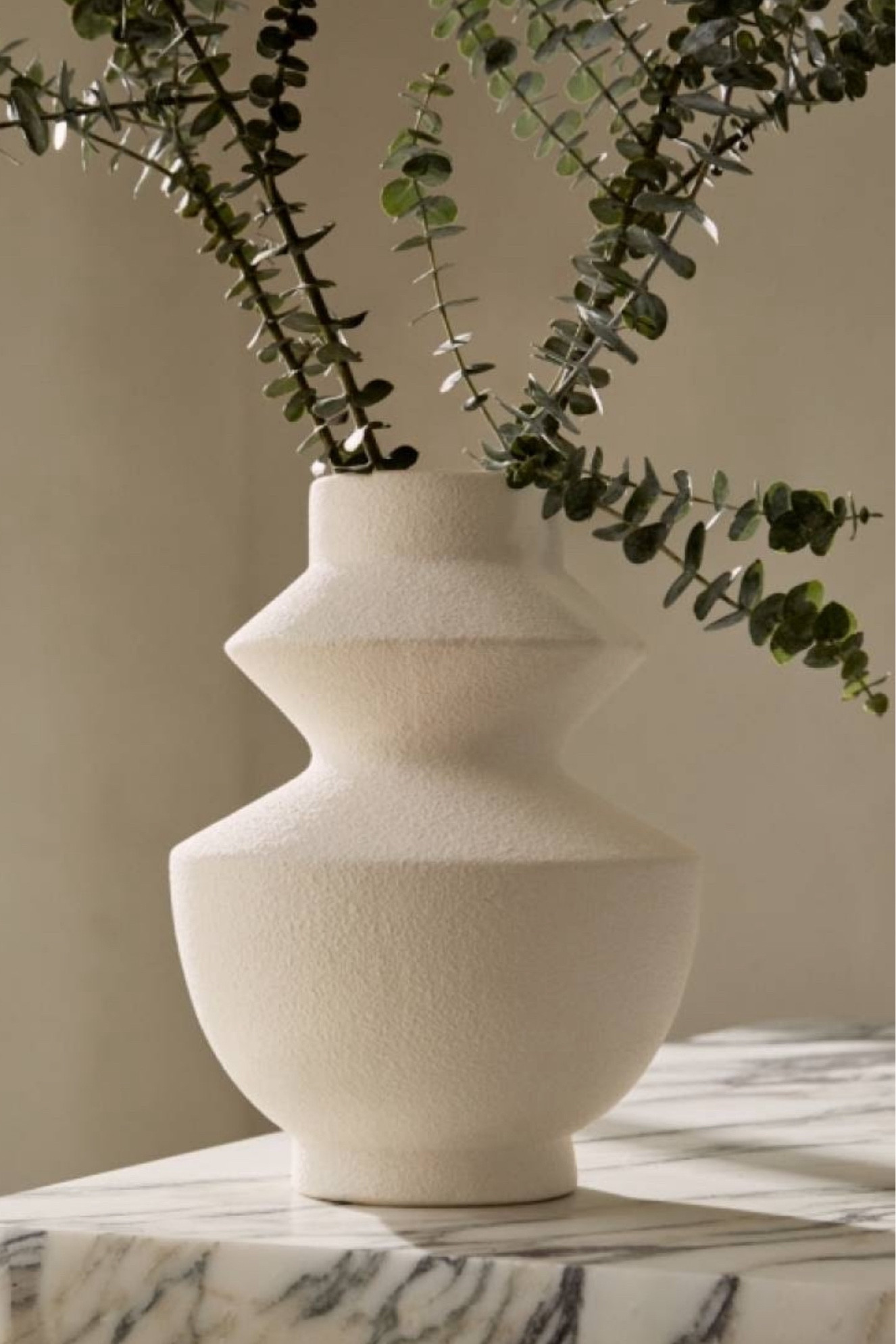 The perfect gift for the home decor lover!
#ltkhome #ltkcyberweek #natale #casa #vaso #vase #hm #hmhome #homedecor #christmas #christmasdecor 

#LTKeurope #LTKgiftguide #LTKitalia